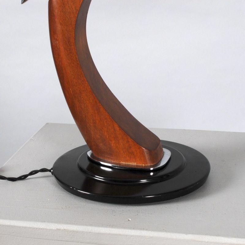 Mid-Century Modern Steel and Oak Desk Lamp Manufactured by Fase, Spain, 1960 In Good Condition For Sale In Oslo, NO