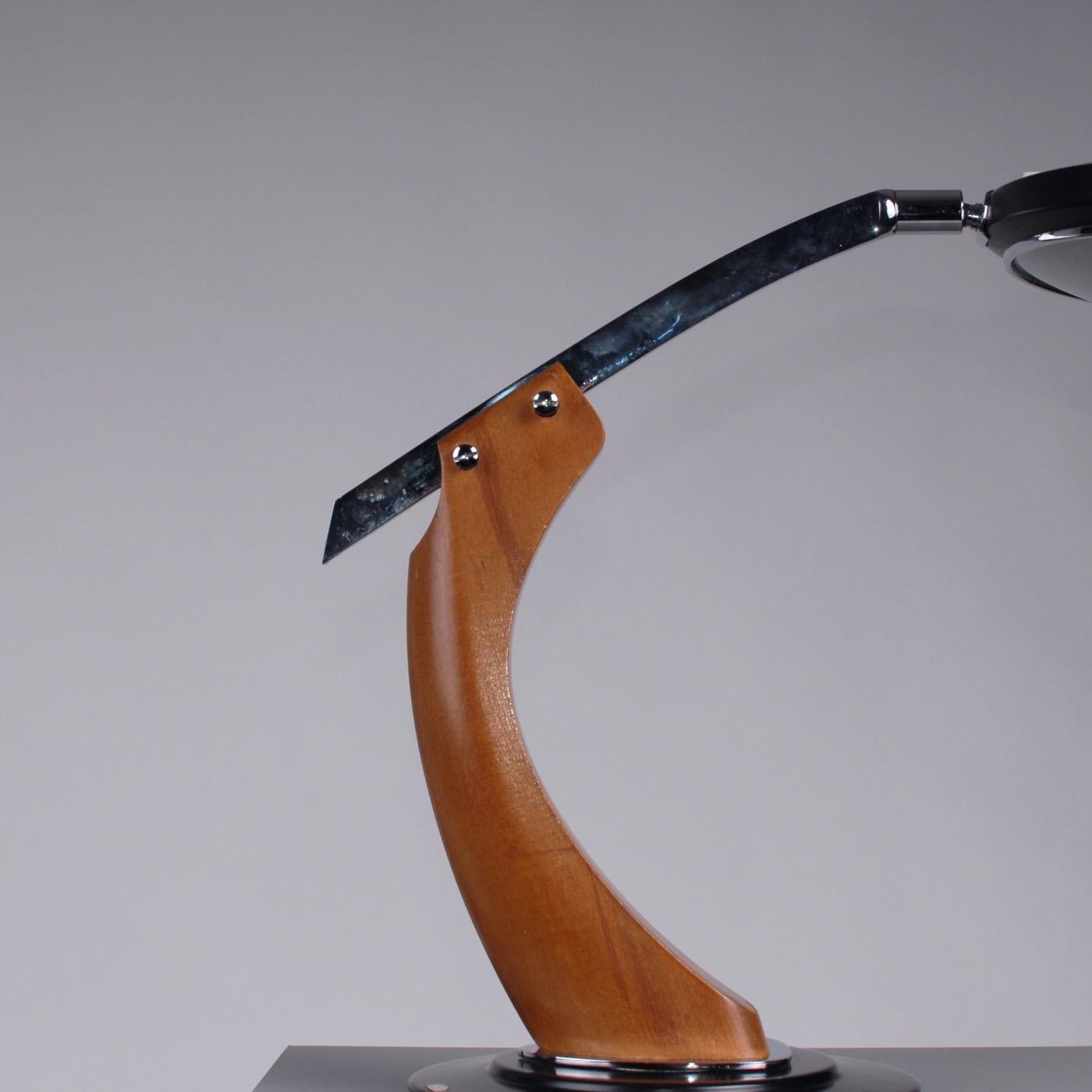 Mid-Century Modern Steel and Oak Desk Lamp Manufactured by Fase, Spain, 1960 For Sale 1