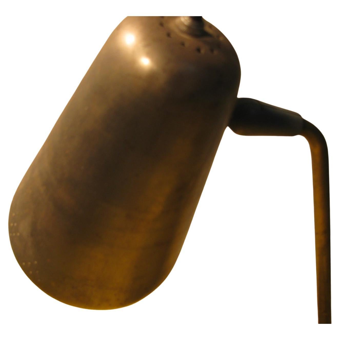 Moderne Stahl-Schreibtischlampe aus der Mitte des Jahrhunderts nach Paavo Tynell (Unbekannt) im Angebot