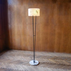 Lampadaire en acier et marbre moderne du milieu du siècle dernier par Angelo Brotto, Italie, années 50