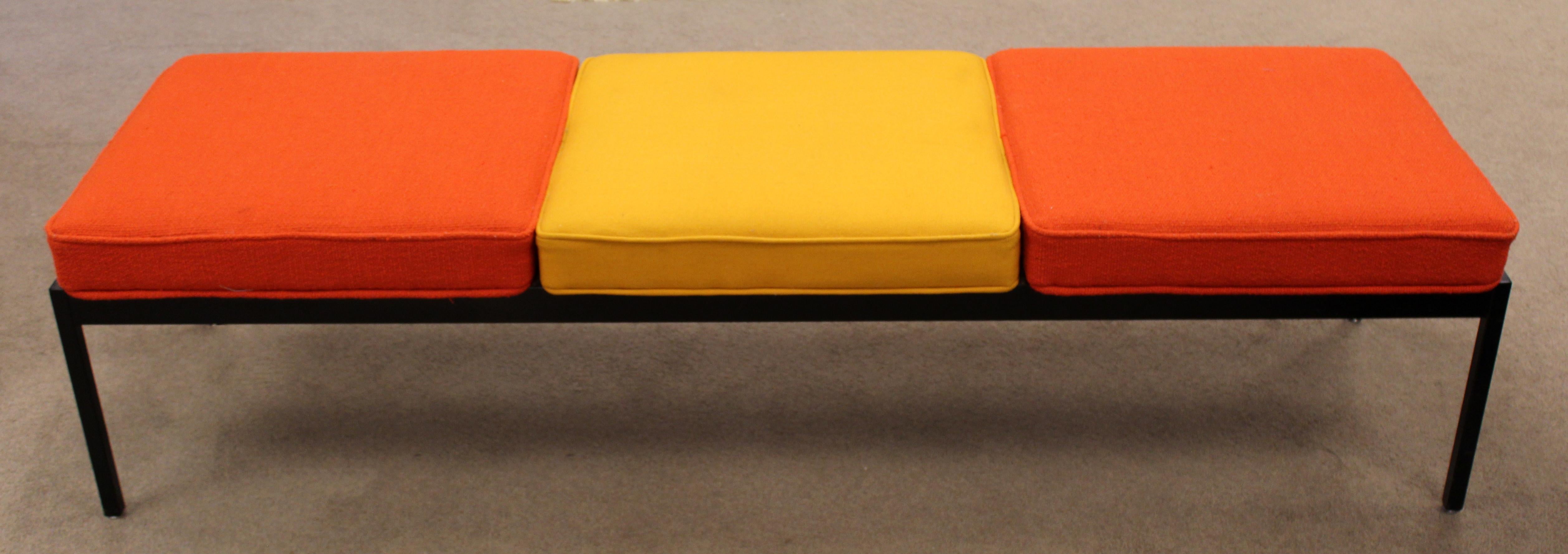 For your consideration is a vibrant, three seat bench, by Steelcase, circa 1960s, in the style of George Nelson. In excellent vintage condition. The dimensions are 70