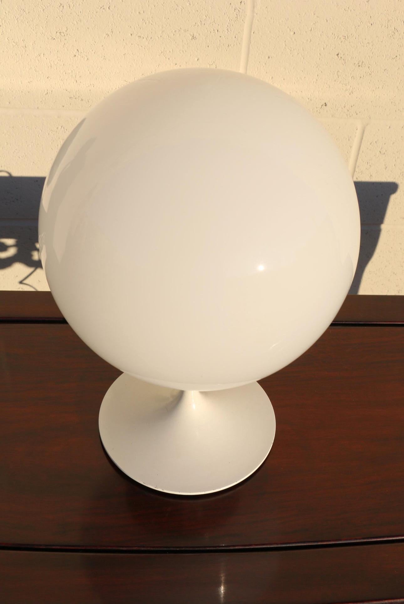 Mid-Century Modern Lampe de table Stemlite moderne du milieu du siècle dernier par Bill Curry pour Design Lines  en vente