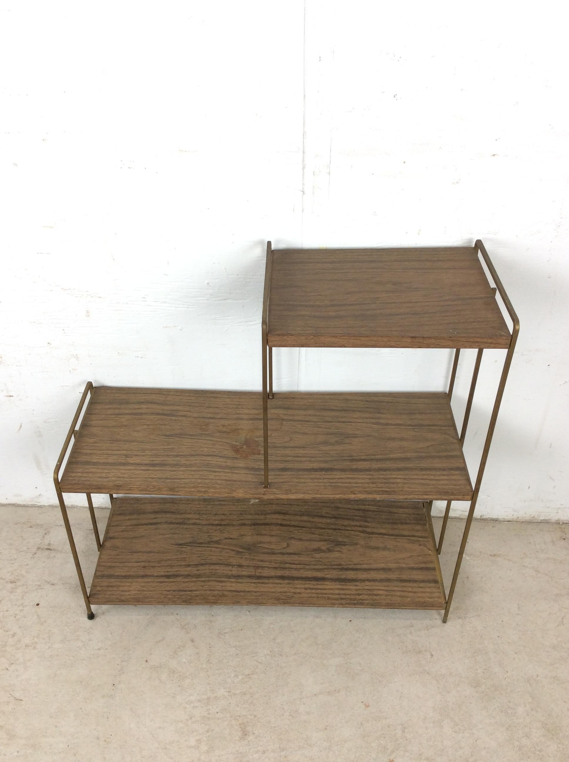 Mid-Century moderno Mid Century Modern Step Shelving with Faux Wood Print in vendita
