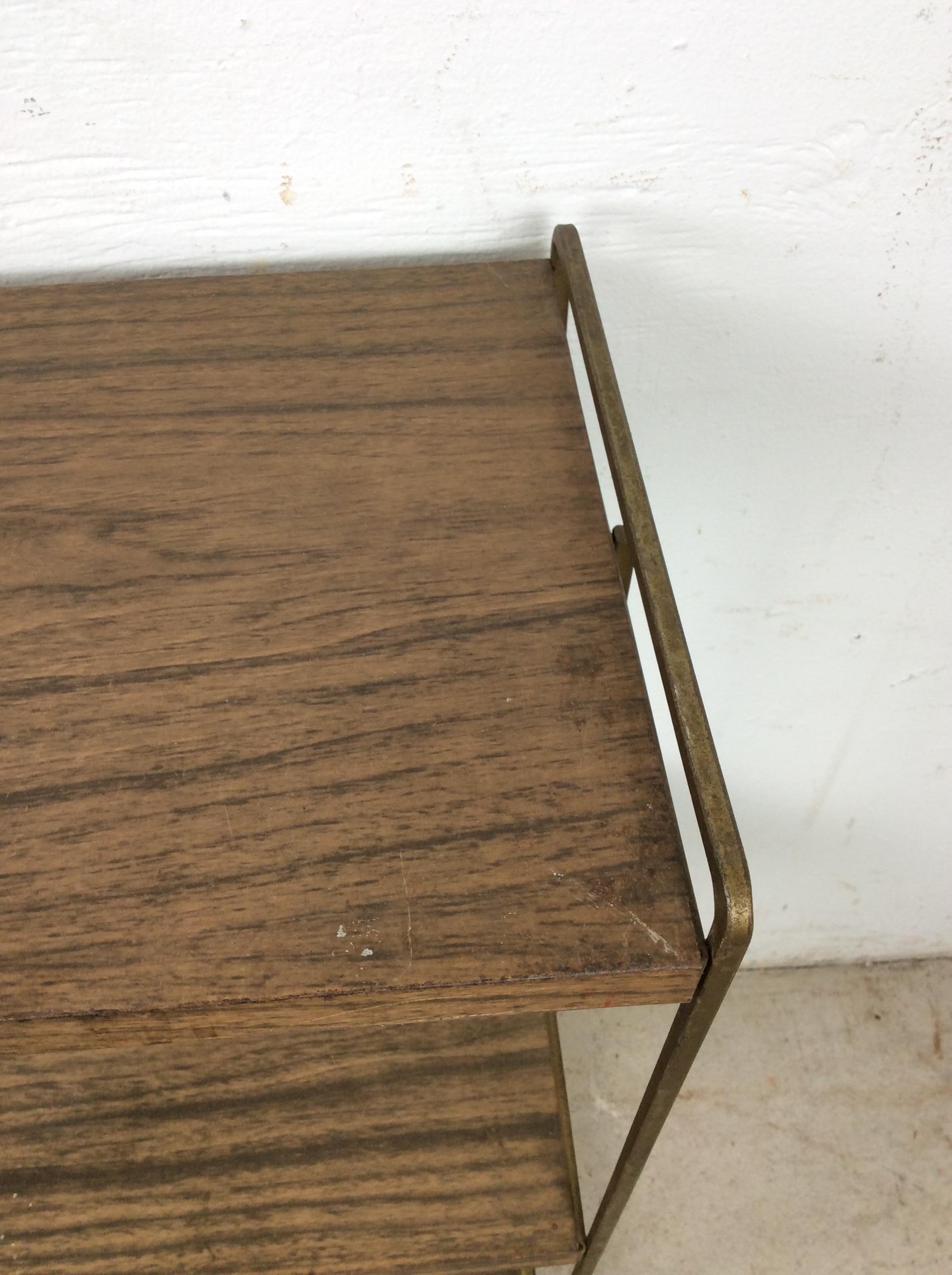 Mid Century Modern Step Shelving with Faux Wood Print in vendita 1