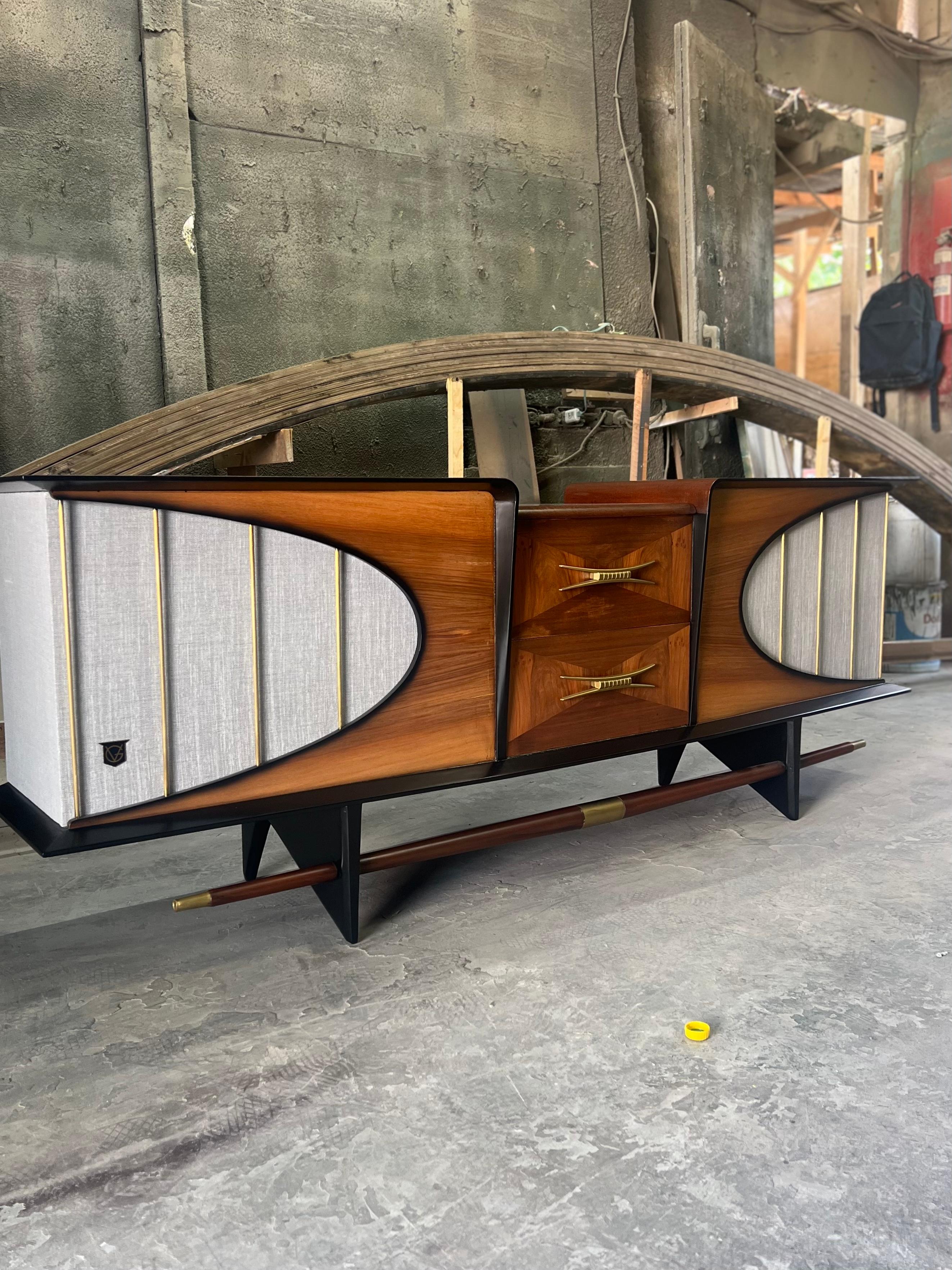 Mid-Century Modern Golden Voice Stereo Console In Good Condition In San Pedro Garza Garcia, Nuevo Leon