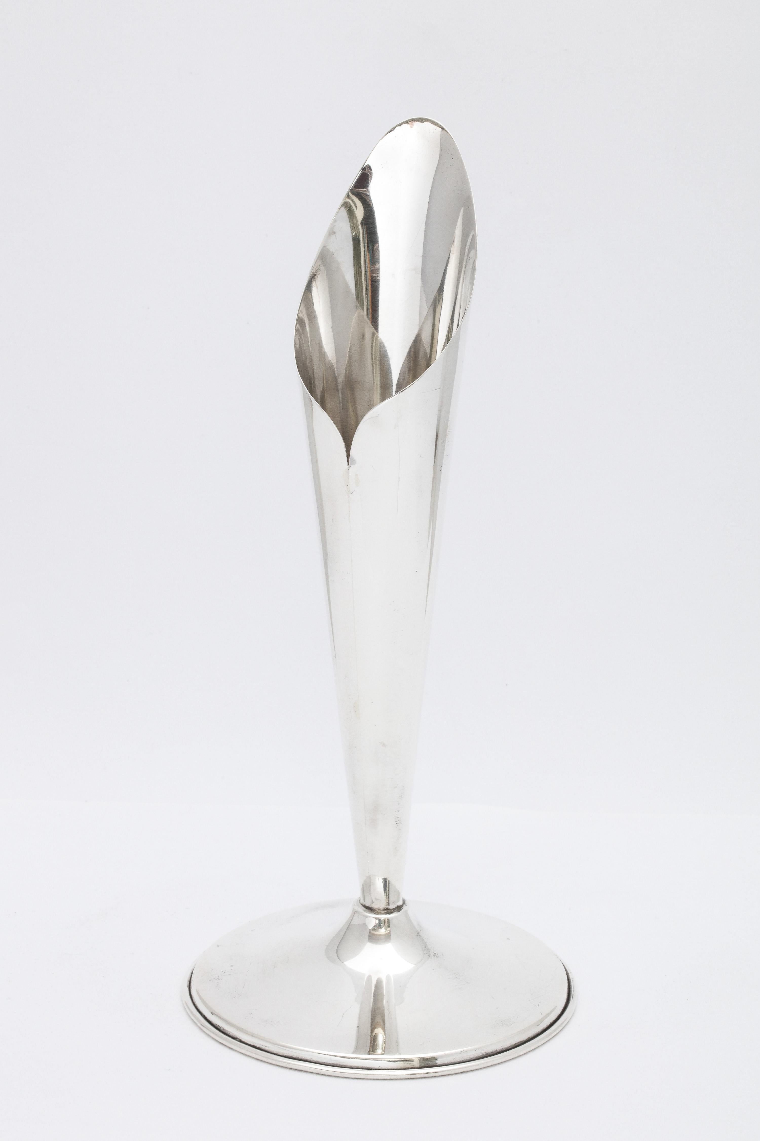 Mid-Century Modern Sterling Silver Calla Lily-Form Vase 2