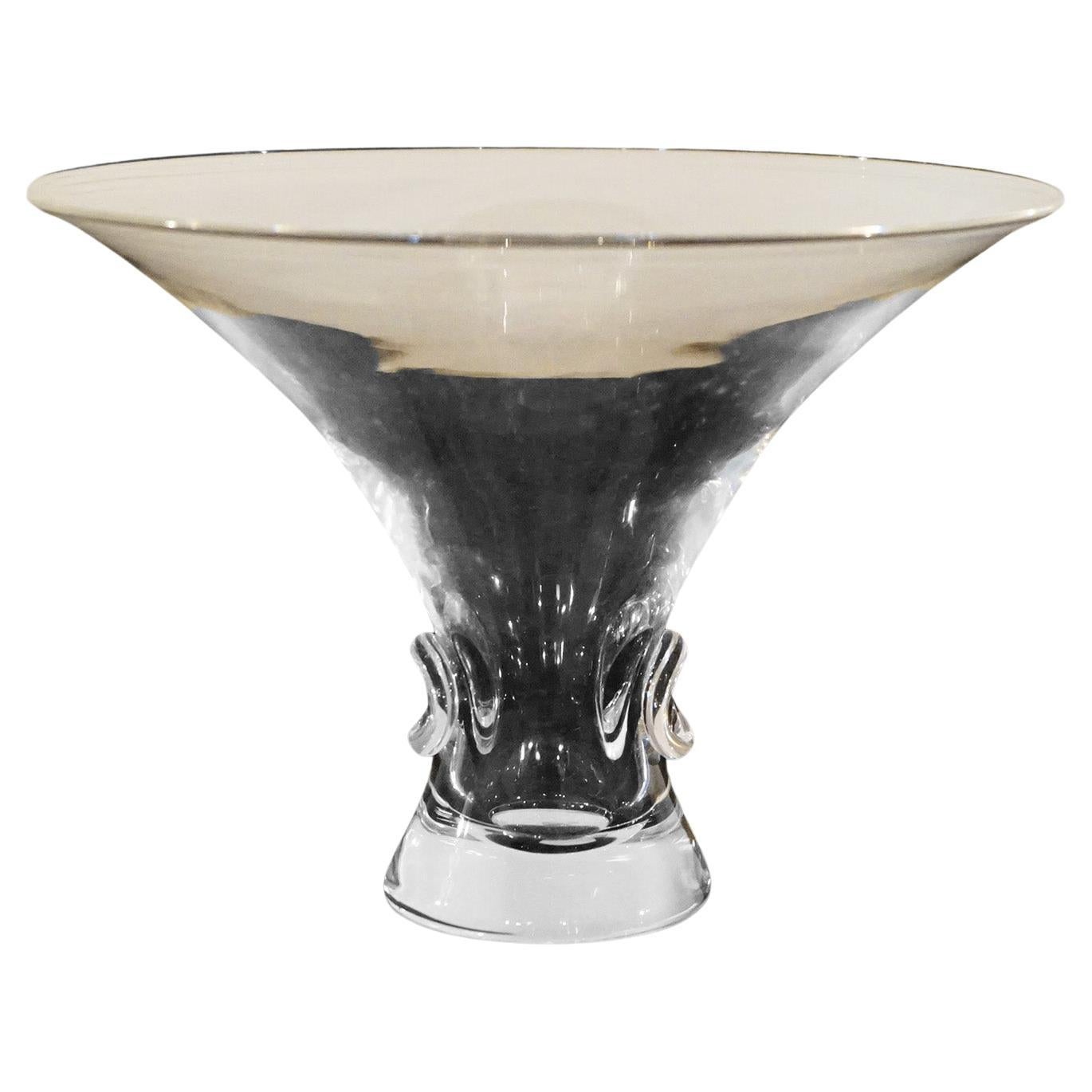 Mid Century Modern Steuben Art Glass Flared Crystal Bowl mit Pinched Base 20thC im Angebot