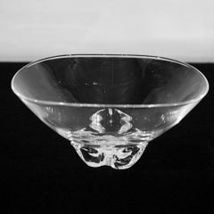 Mid Century Modern Steuben Art Glass Footed Crystal Bowl 20thC