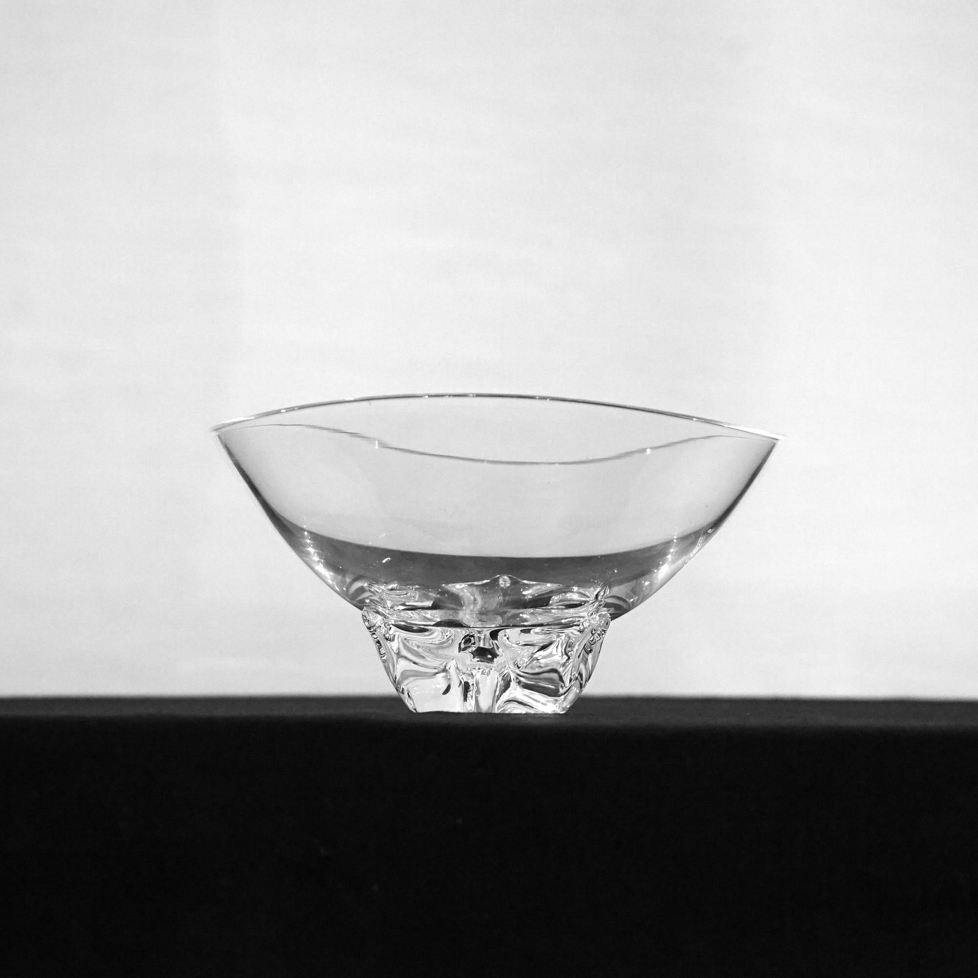Verre d'art Bol en cristal Steuben Art Glass sur pied 20ème siècle en vente