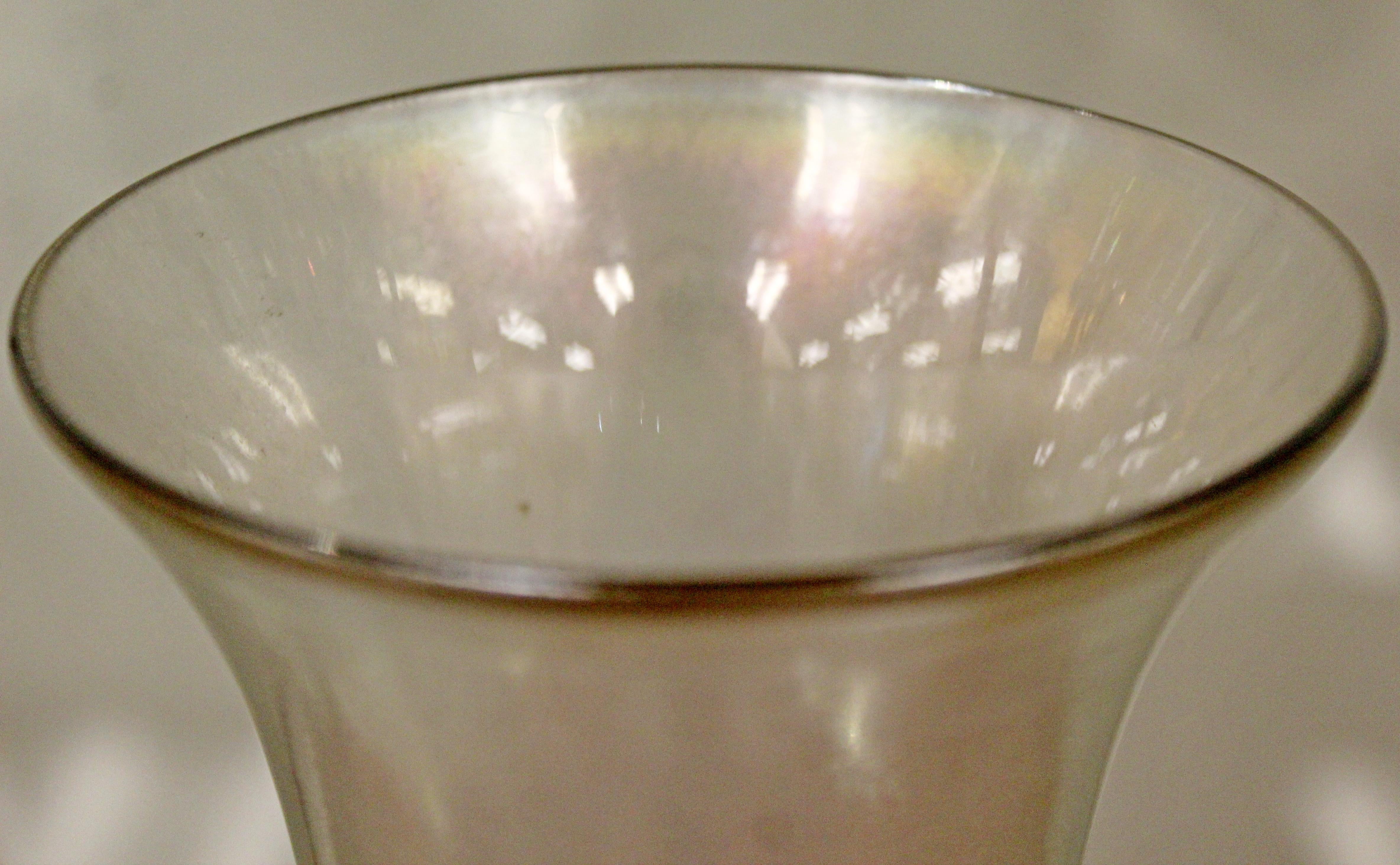 Mid-Century Modern Steuben Aurene Iridescent Decorative Art Vase, 1960s In Good Condition In Keego Harbor, MI