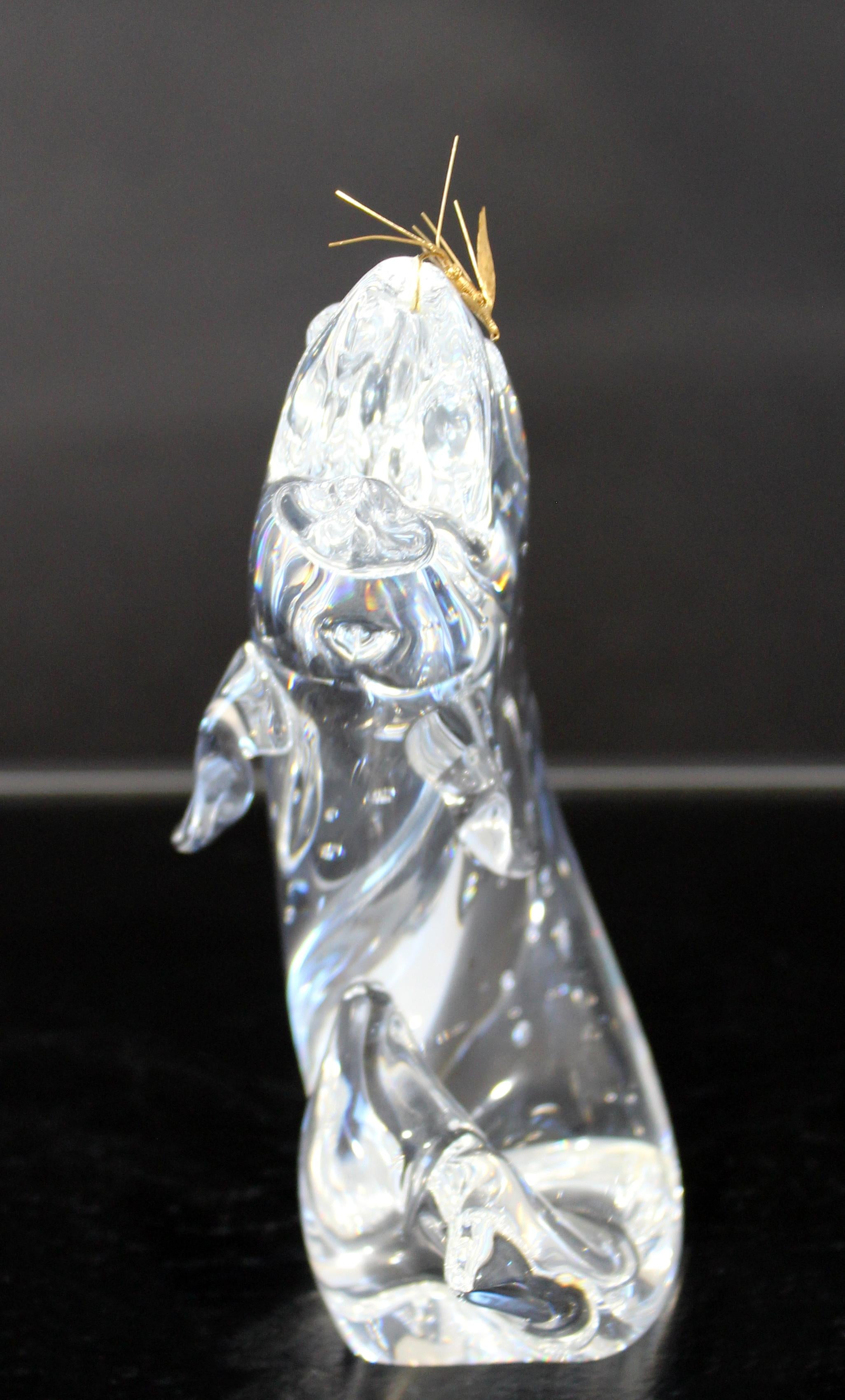 Mid-Century Modern Steuben Signed Crystal Trout with 18K Gold Fly by J. Houston In Good Condition In Keego Harbor, MI