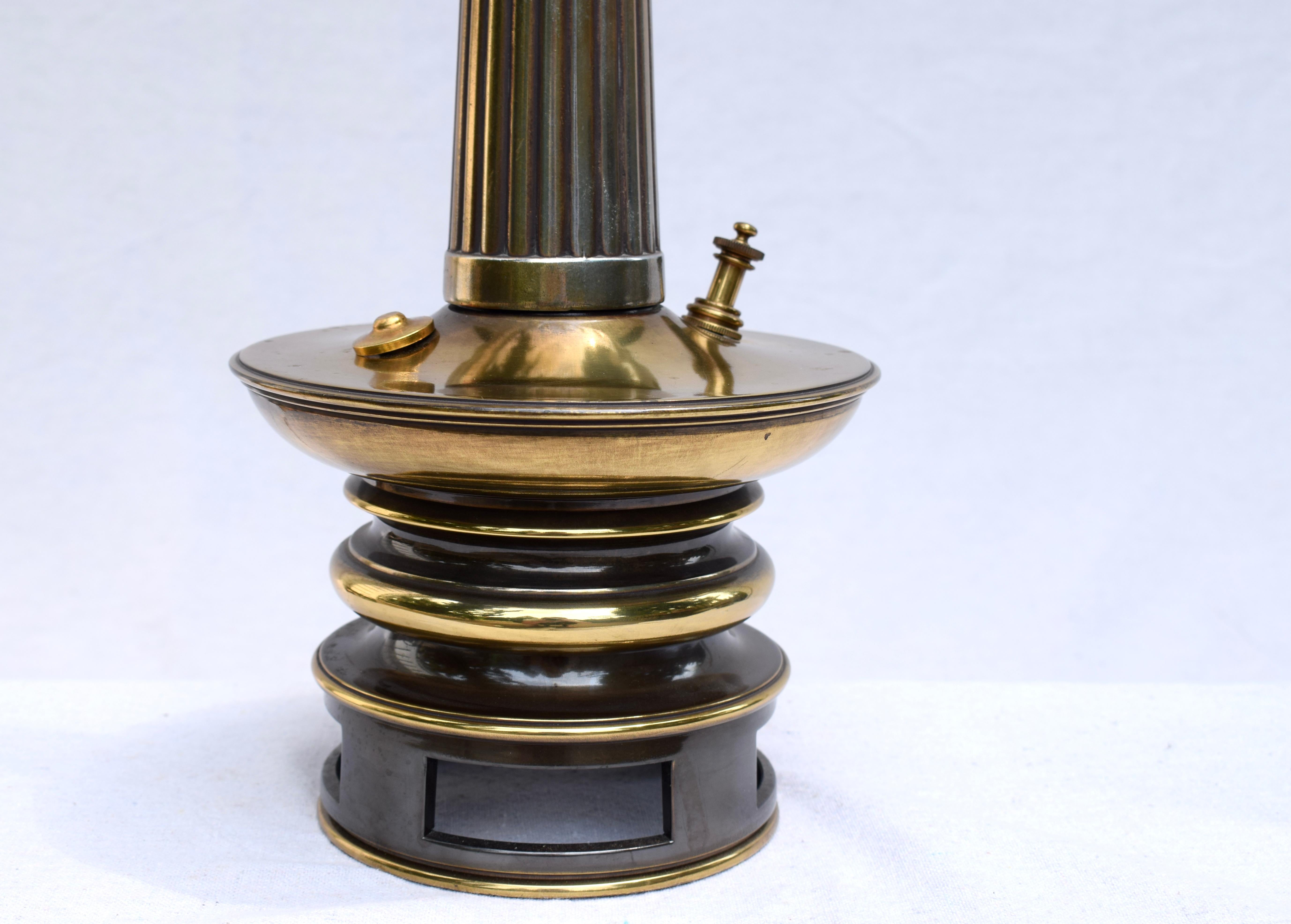 Mid Century Modern Stiffel Table Lamps with Tortoise Shades In Good Condition In Southampton, NJ