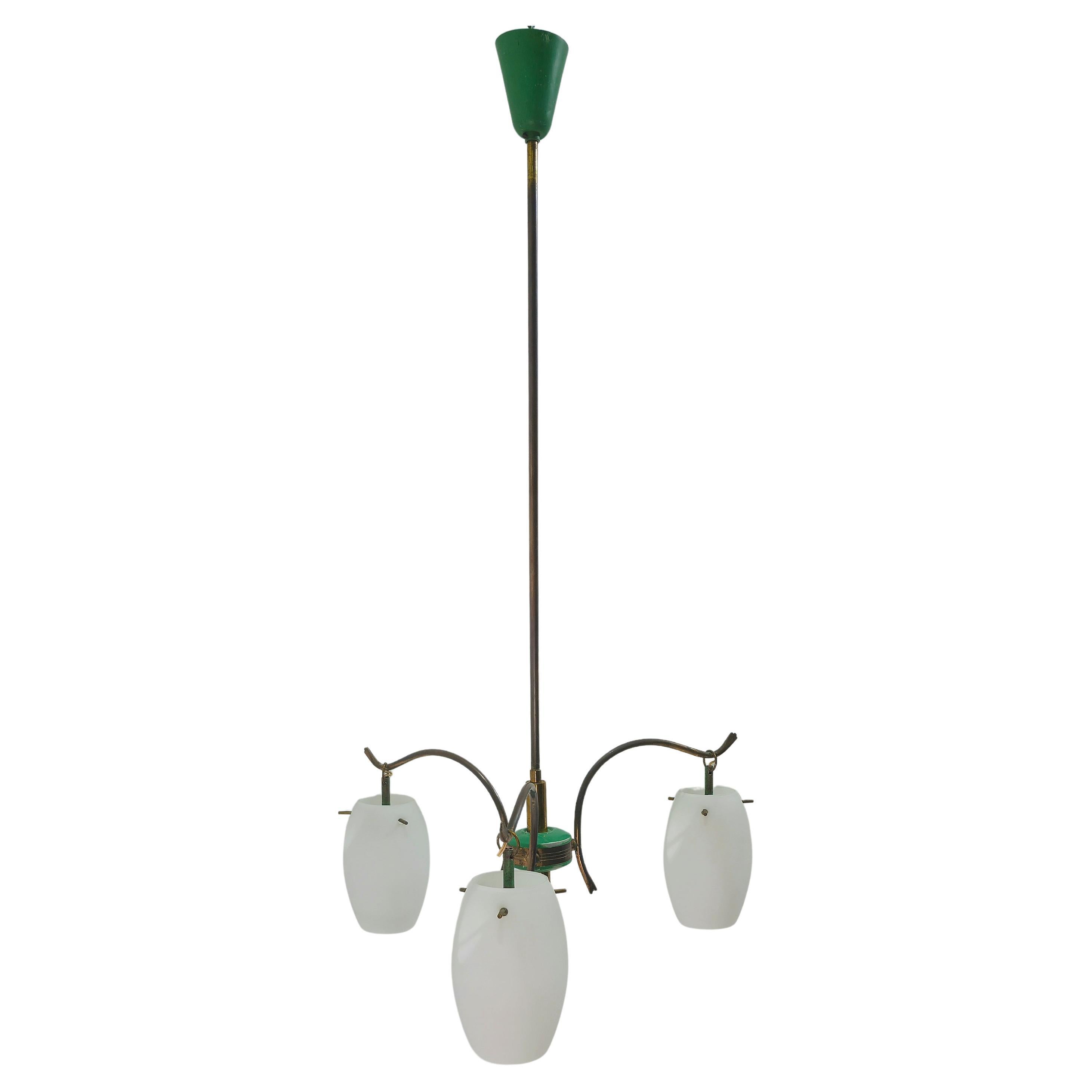 Mid-Century Modern Stilnovo Attr. Kronleuchter aus Glas und Messing, Italien 1960 im Angebot