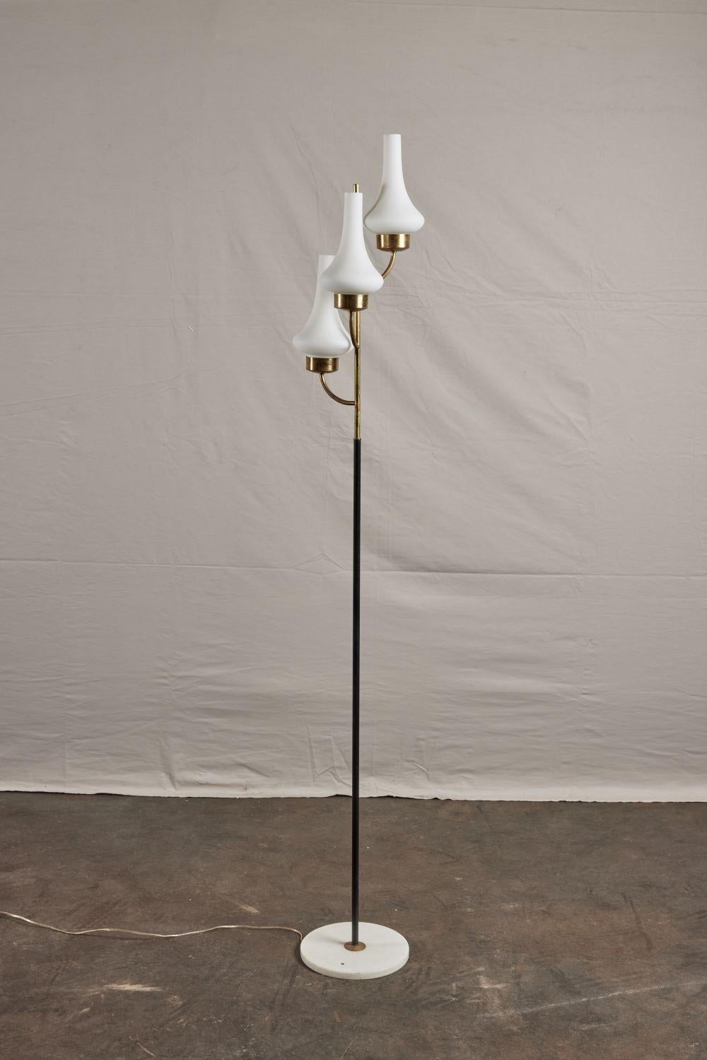 Mid-Century Modern Stilnovo Floor Lamp with 3 Arms For Sale 2