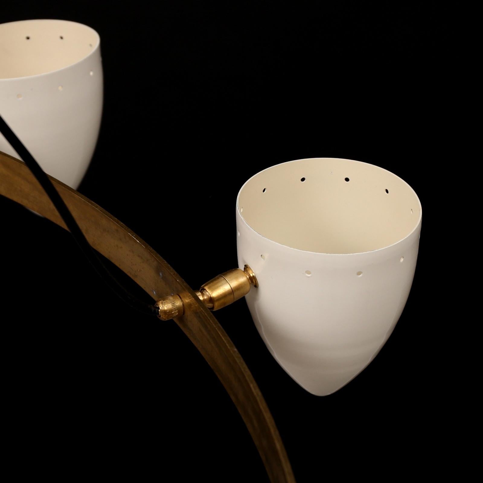 Mid-Century Modern Stilnovo Style Brass and Lacquer Italian Chandelier 12 Lights 3