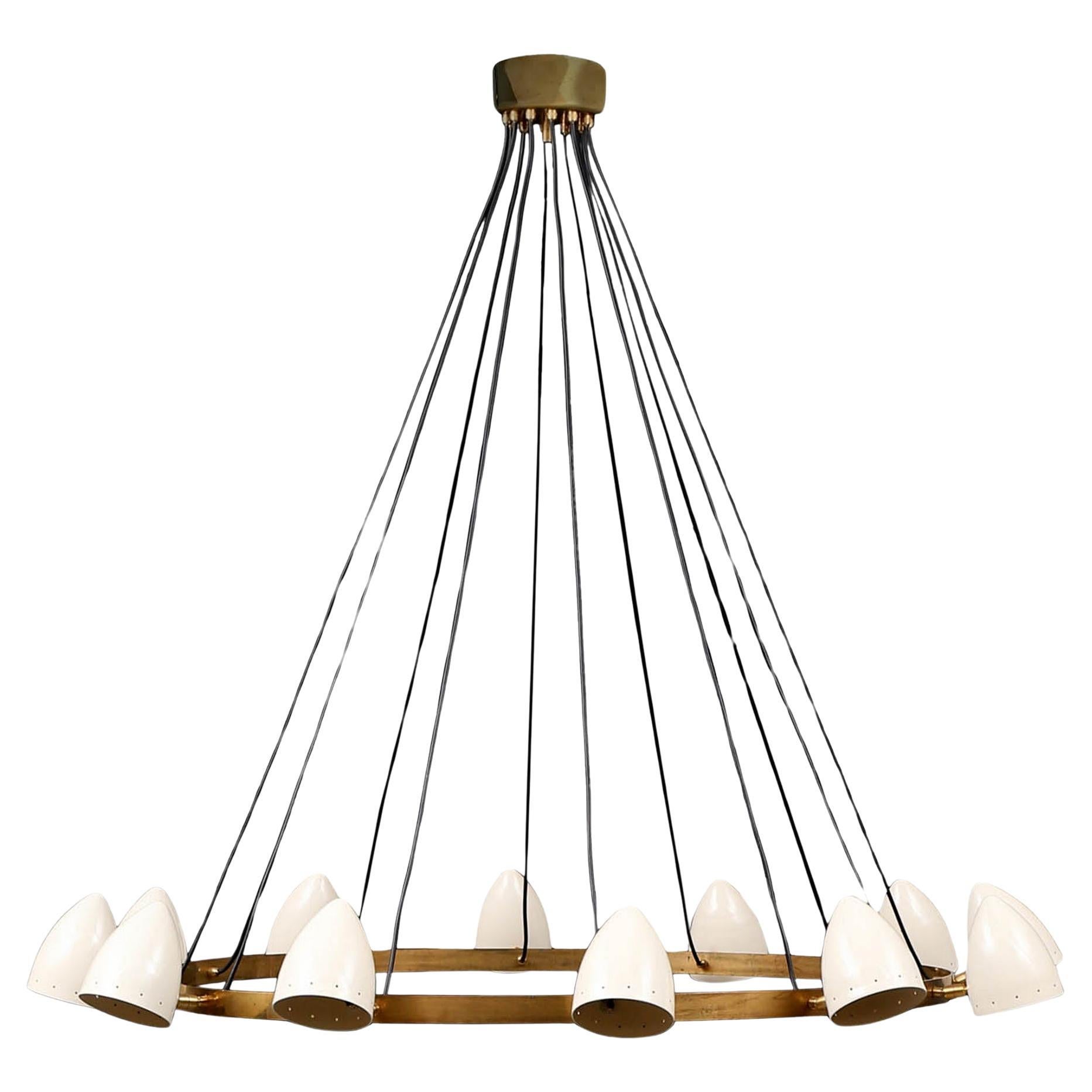 Lustre italien de style The Moderns Stilnovo en laiton et laque 12 Lights
