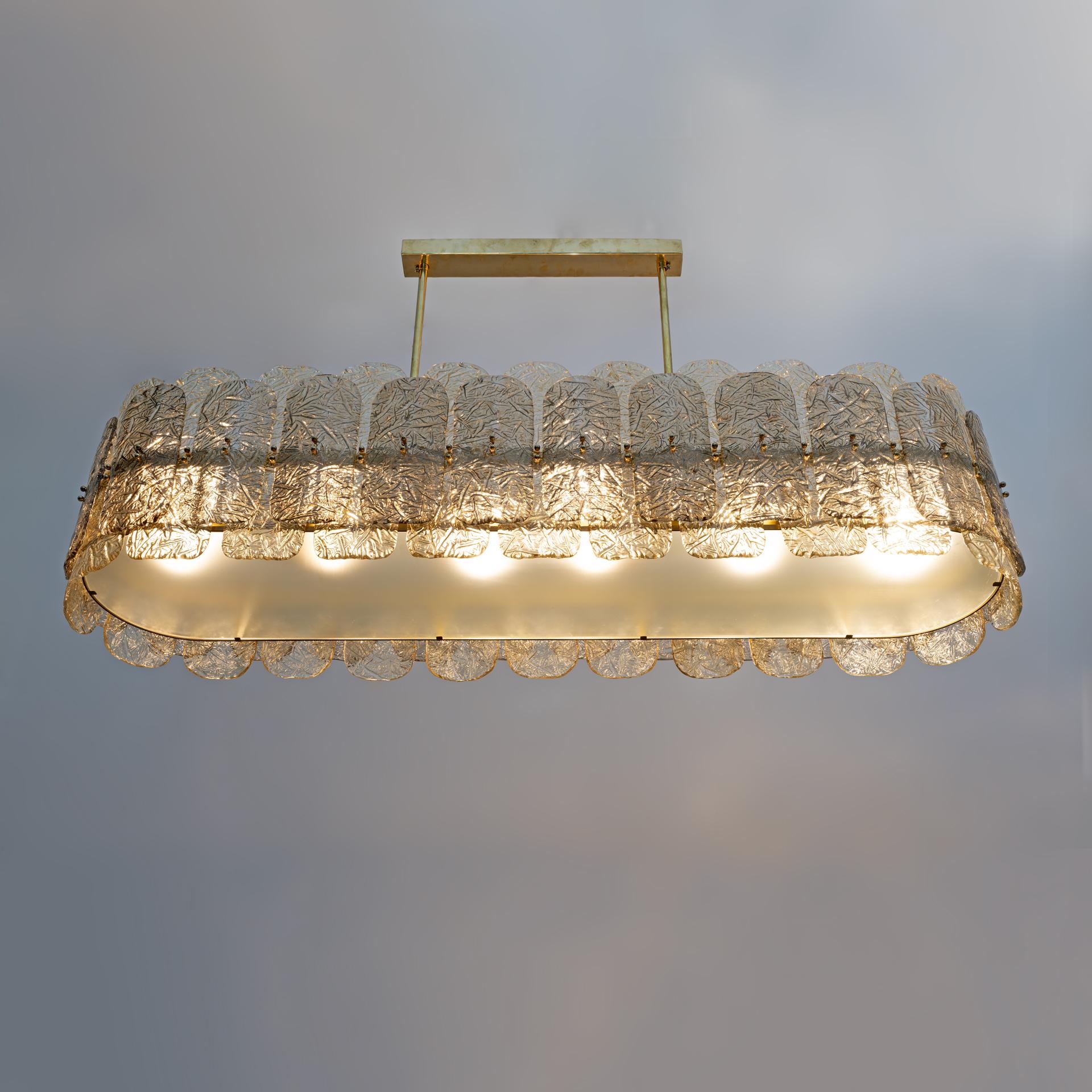 Late 20th Century Mid-century Modern Stiyle Italian Brass and Murano Glass Chandelier For Sale