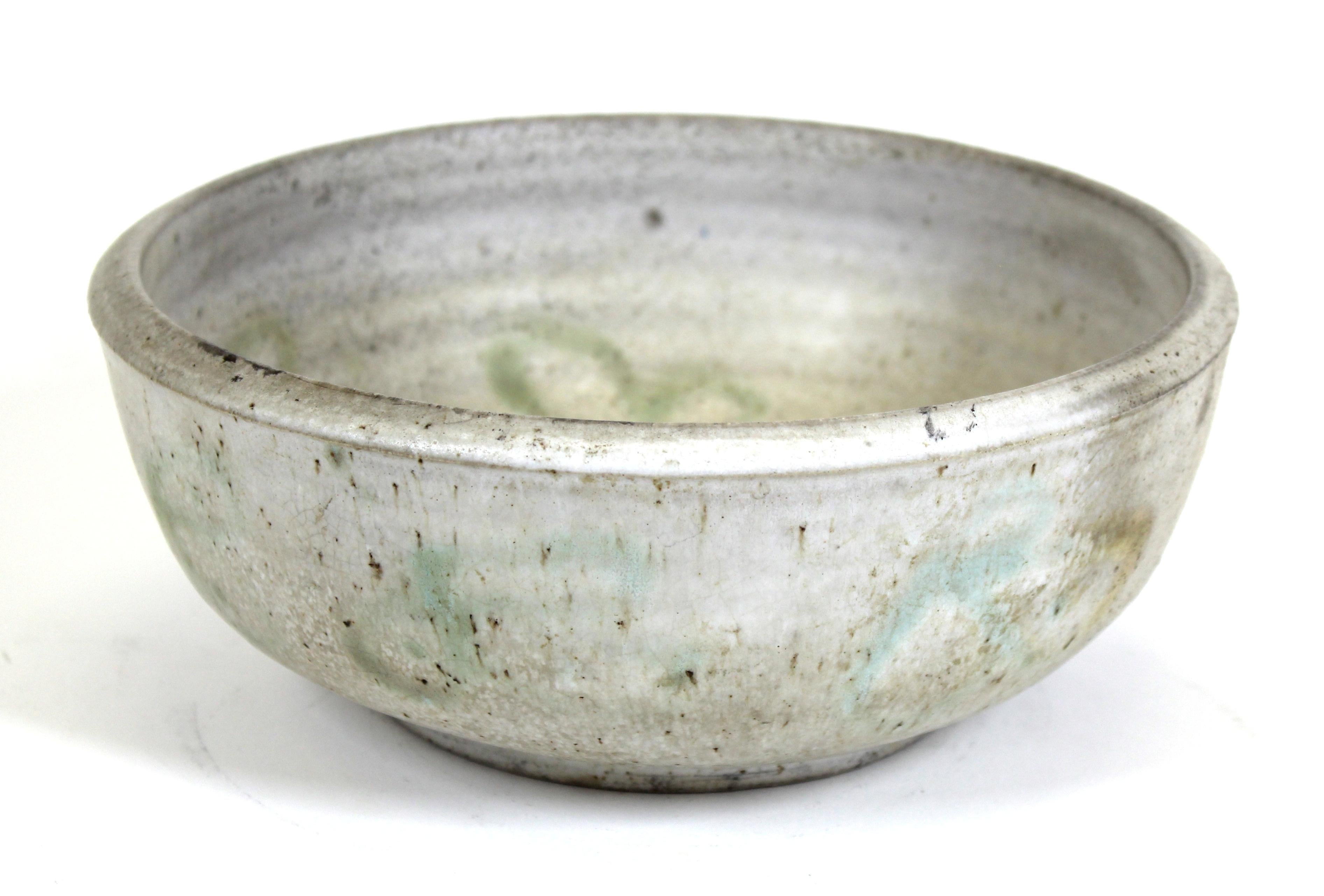 American Mid-Century Modern Stoneware Pottery Bowl