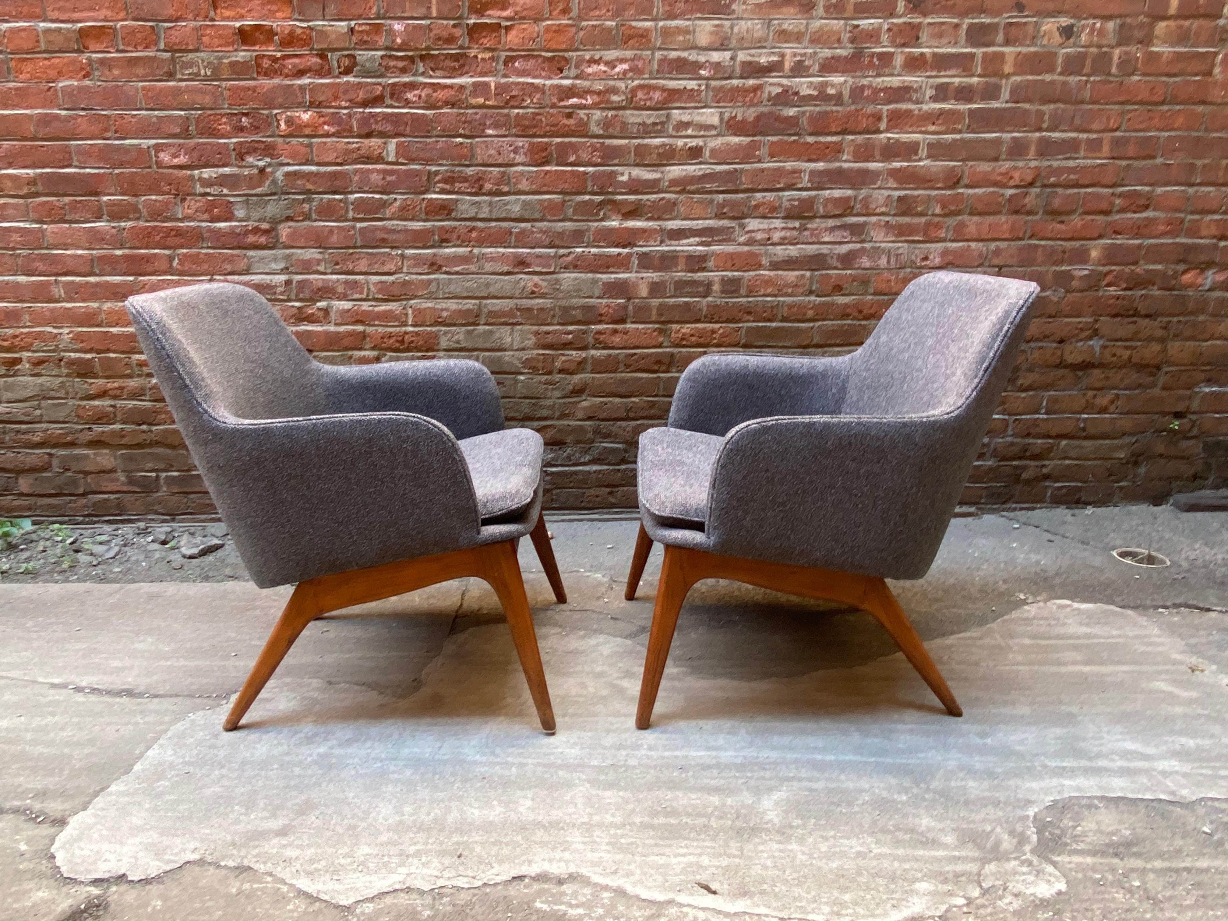 Américain Fauteuils à seau profilés Mid-Century Modern en vente