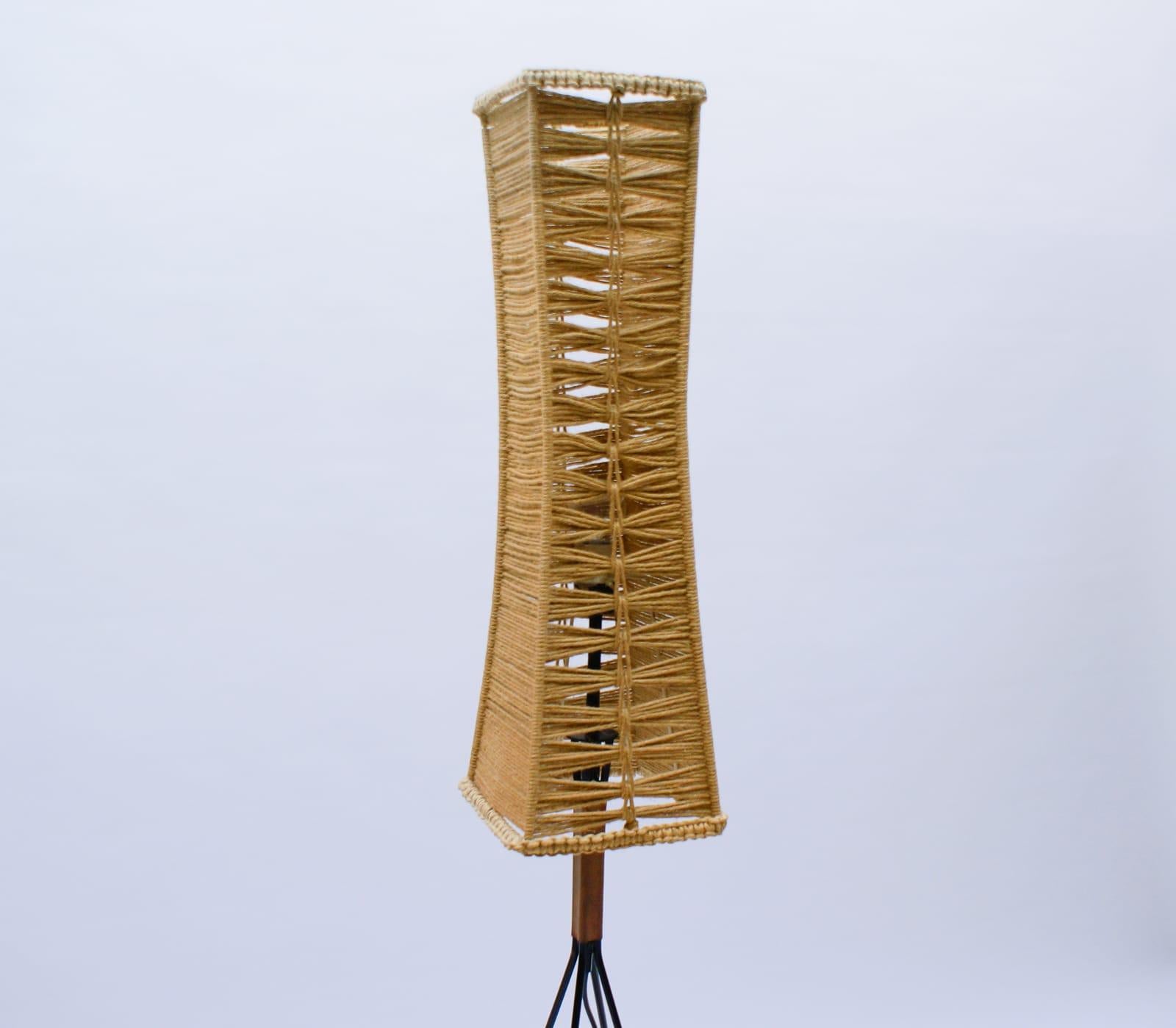 Mid-20th Century Mid-Century Modern String Legs Floor Lamp with Braided Shade