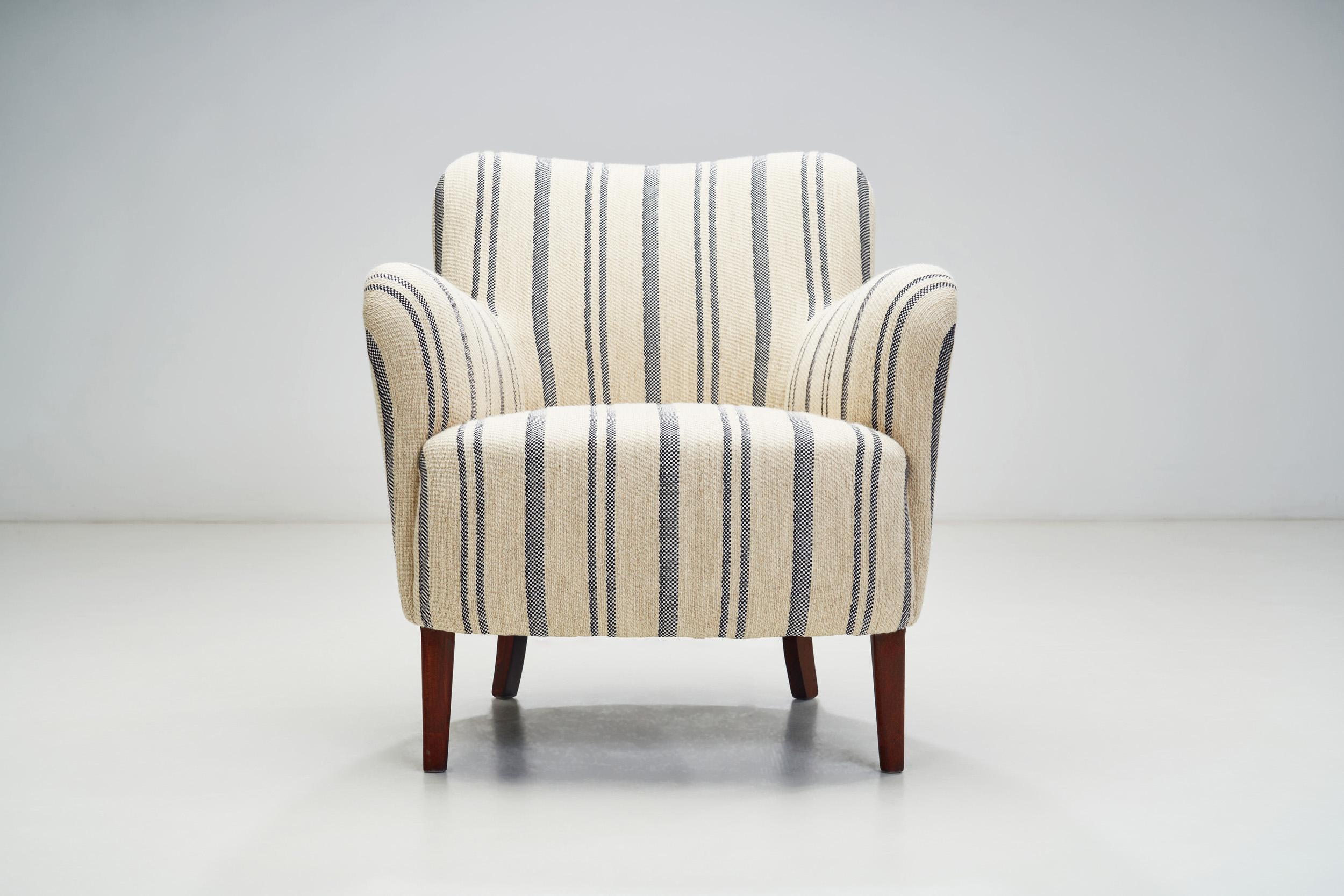 Mid-Century Modern Striped Lowback Easy Chair, Denmark ca 1940s For Sale 2