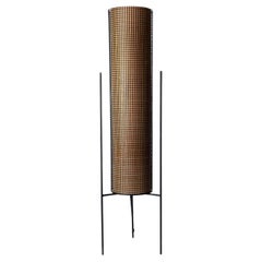 Lampada da tavolo a cilindro treppiede in ferro di Studio A di metà secolo moderno 1950s
