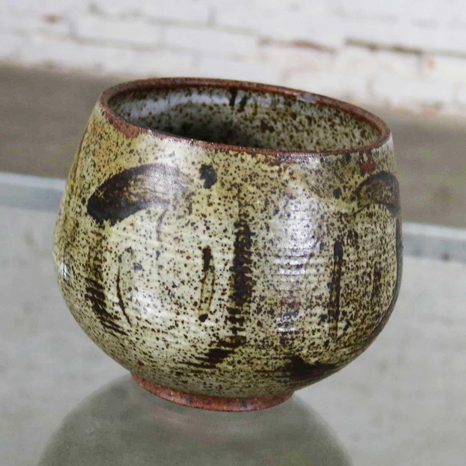 mid century pottery marks