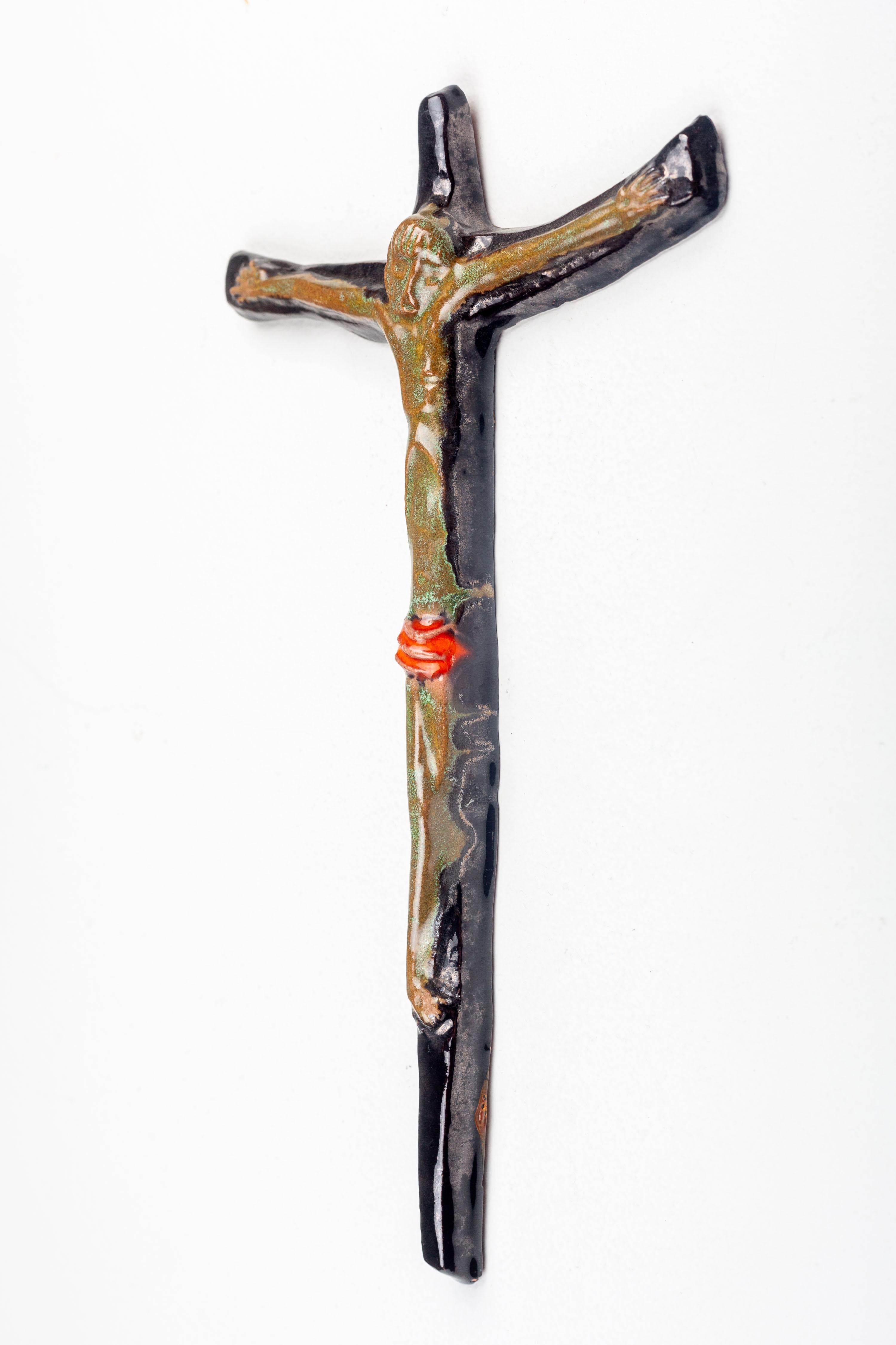 Mid-Century Modern Studio Crafted Ceramic Wall Crucifix For Sale 1