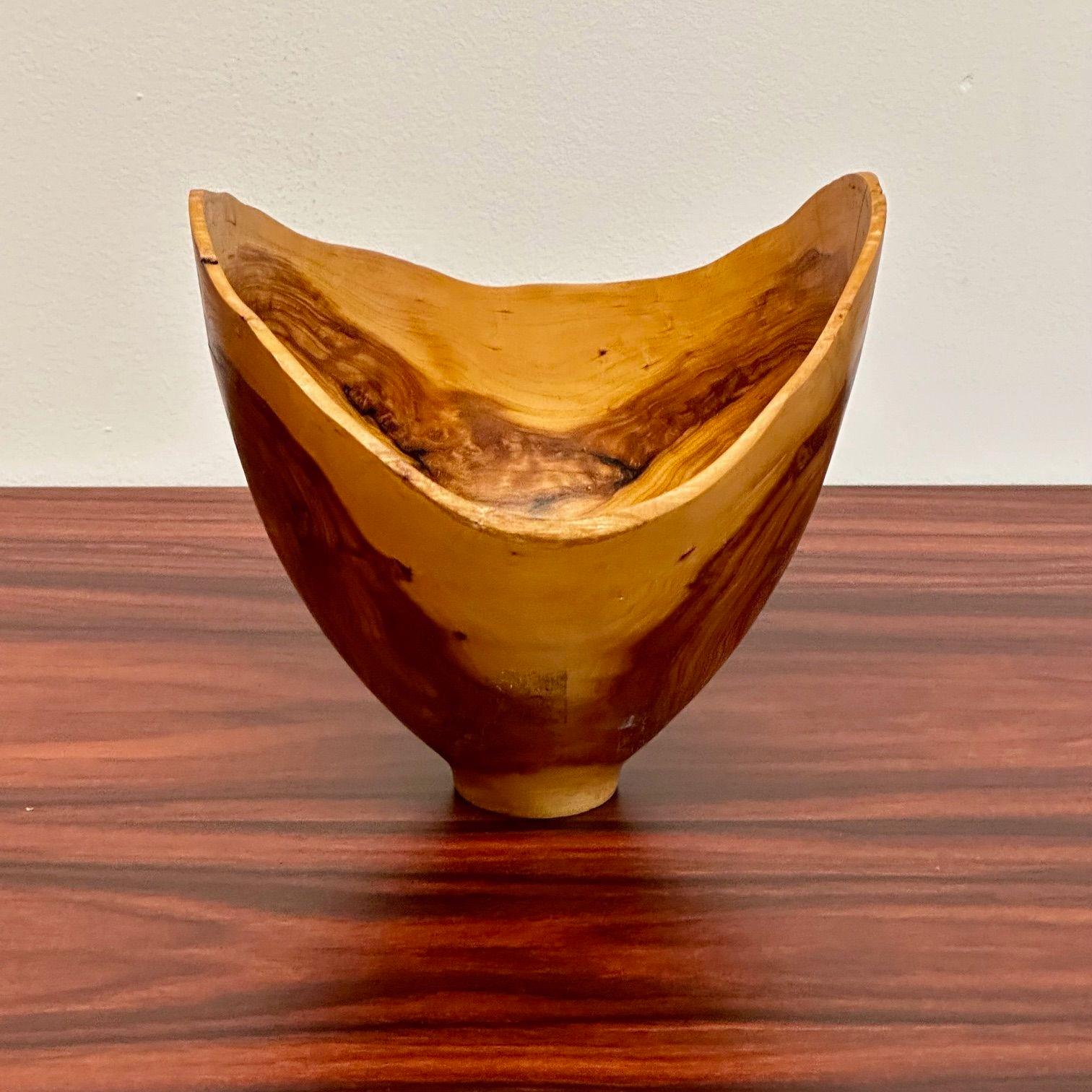 American Mid-Century Modern Studio Made Bowl / Vessel, Tableware, White Cedar, Signed For Sale