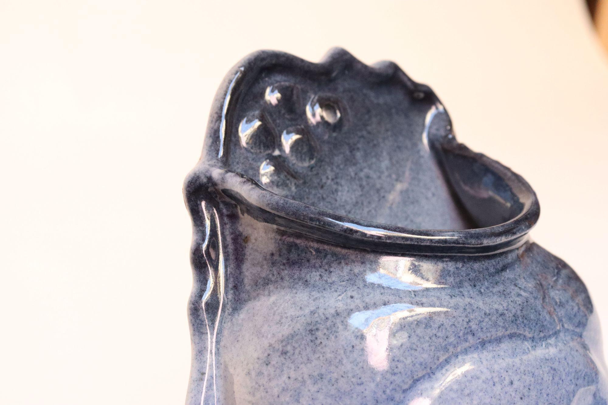 Porte-lettres ombré bleu de Deanna Nichols en Studio Pottery, moderne du milieu du siècle en vente 4