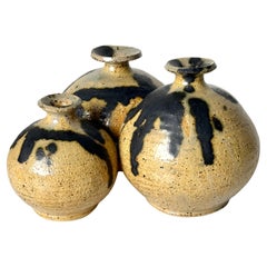 Studio Pottery Moderno de Mediados de Siglo Ikebana Escultura Jarrón Ramita de Hierba en Racimo