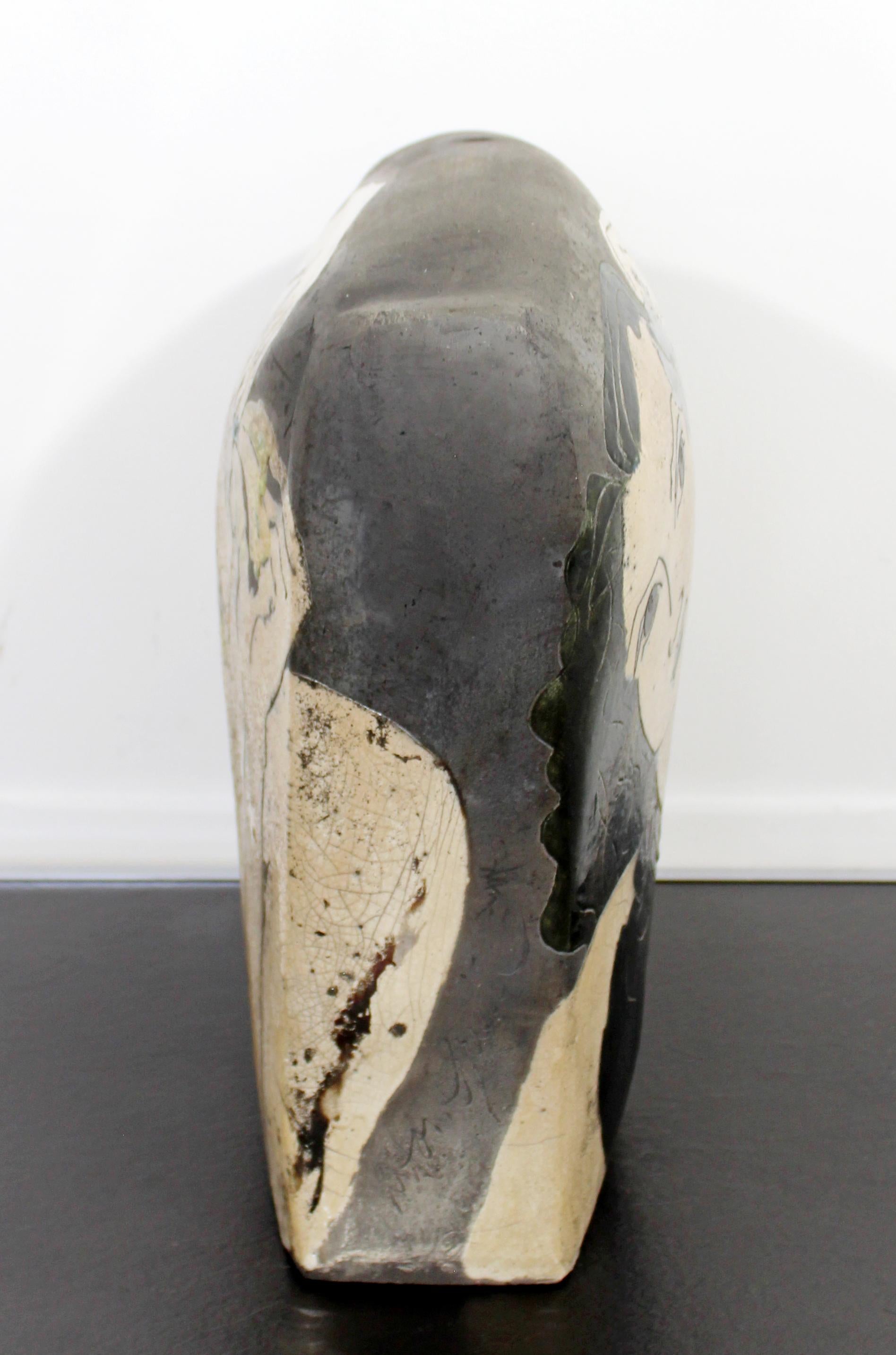Mid-Century Modern Studio Signed Ceramic Vessel Table Sculpture Woman's Face In Good Condition In Keego Harbor, MI