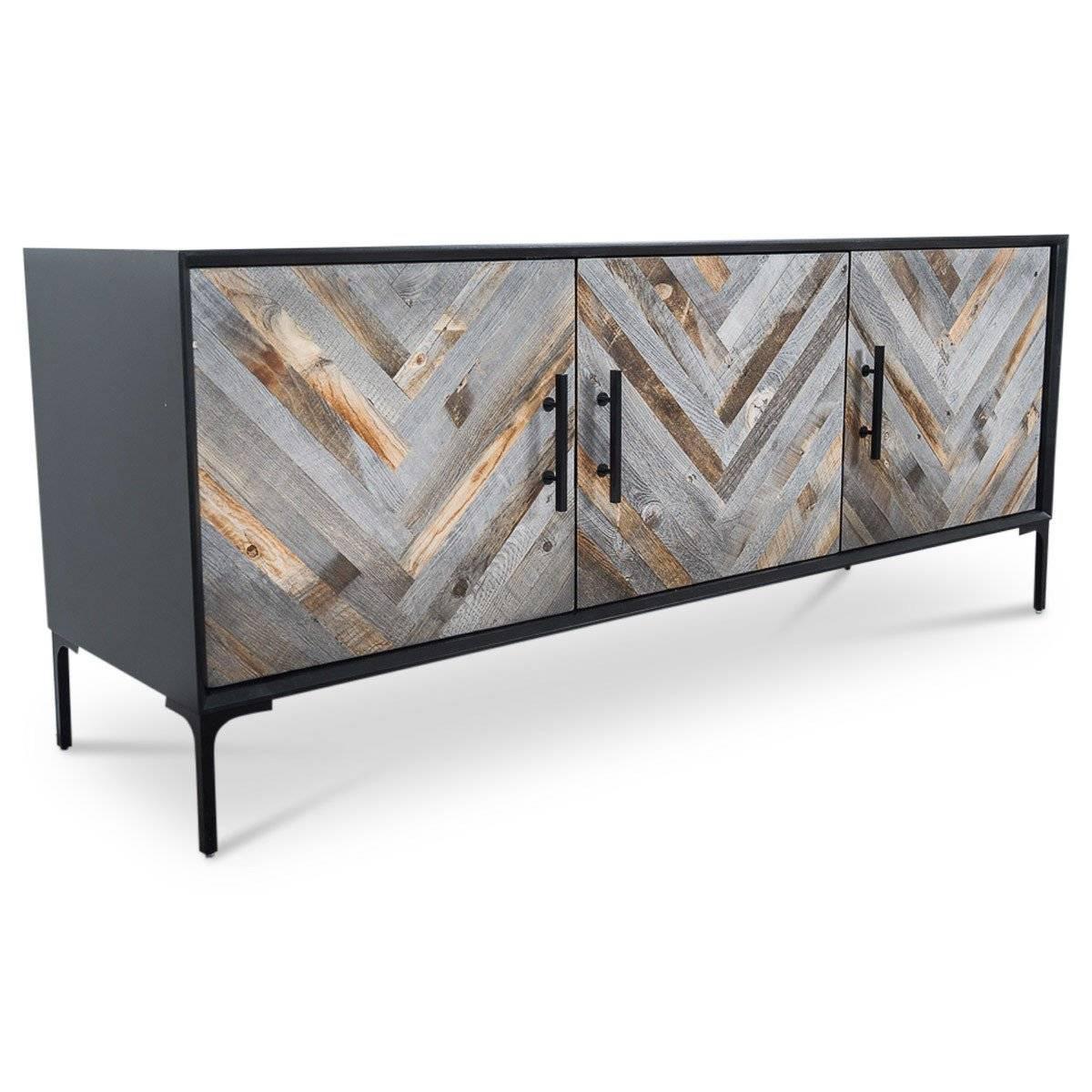 Lacquered Mid-Century Modern Style Three-Door Credenza in Black  For Sale