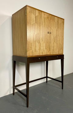 Mobiletto da bar in stile metà secolo moderno su piedistallo, lacca, metallo, ottone