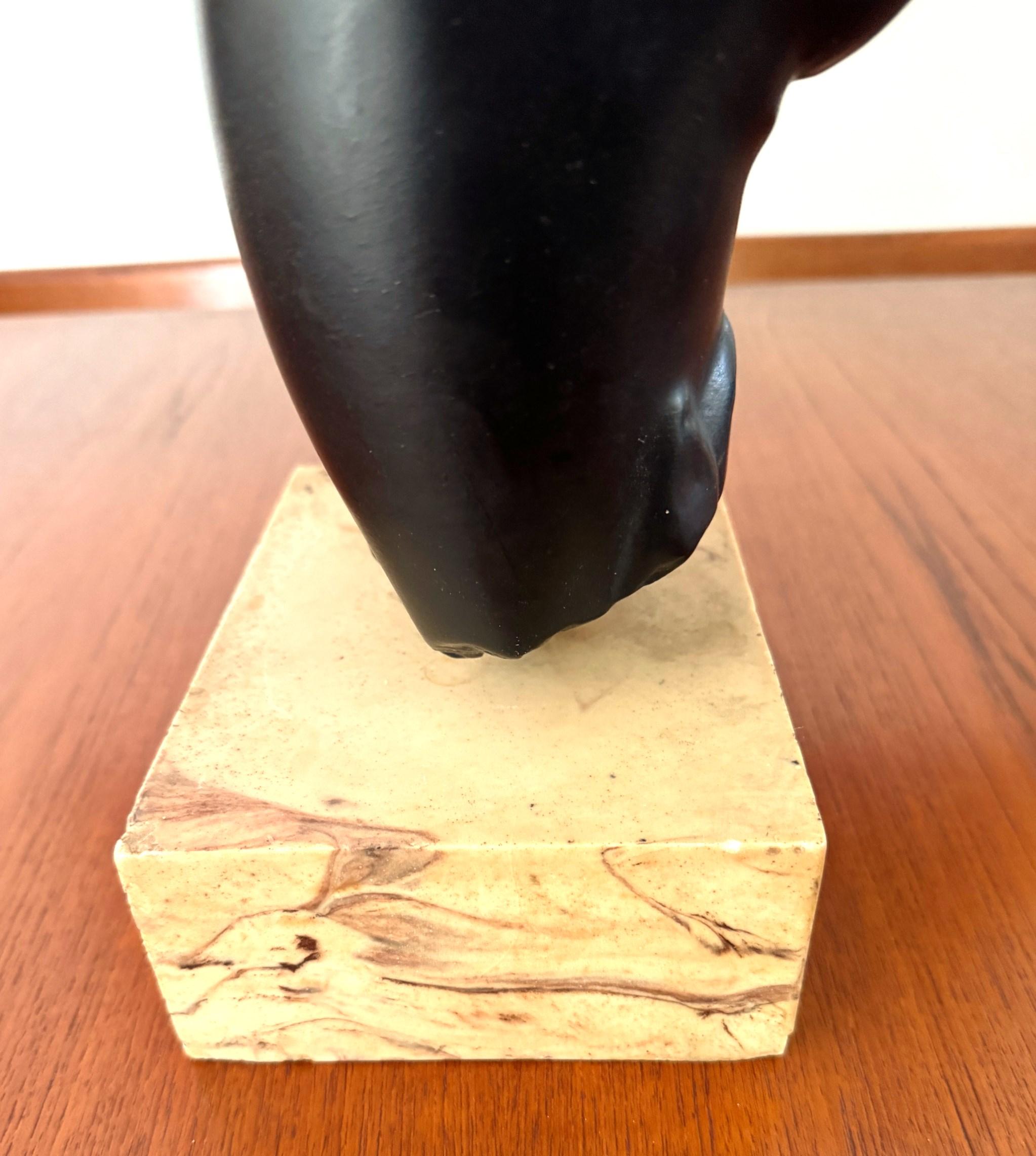 Sculpture Aphrodite noire de style moderne du milieu du siècle dernier Alva Studios MMA en vente 5