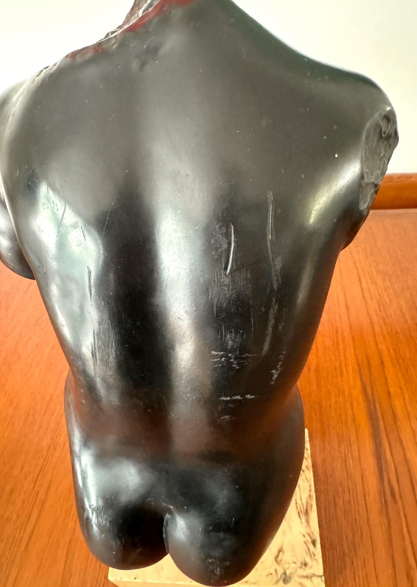 Sculpture Aphrodite noire de style moderne du milieu du siècle dernier Alva Studios MMA en vente 1