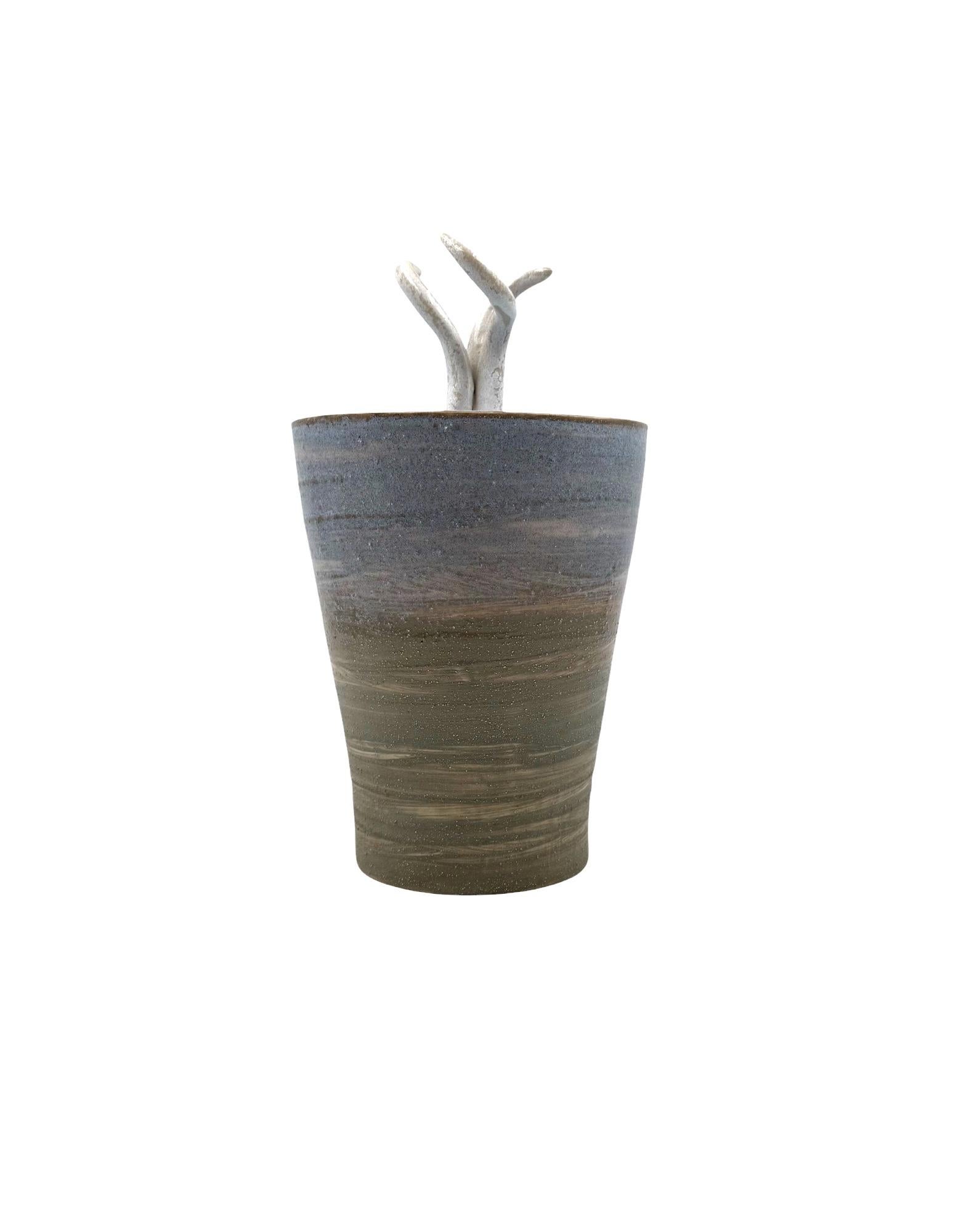 Jarrón de cerámica artística azul de estilo moderno de mediados de siglo, Gabriele Bucci Italia 2000s Contemporáneo en venta
