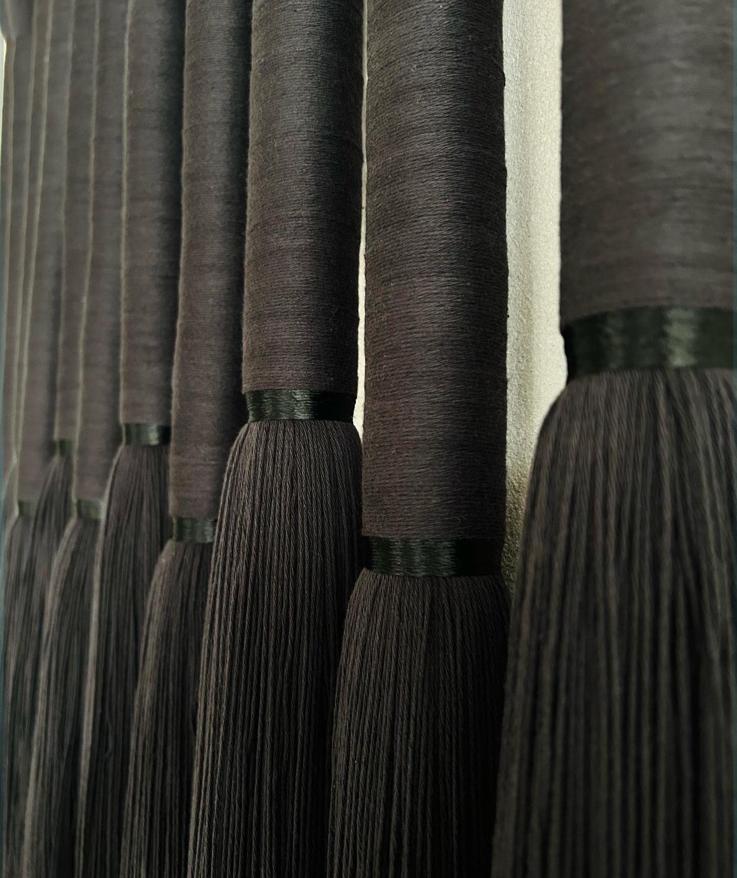 Mid-Century Modern Stil Catamarca Wandteppich aus schwarzer Rohbaumwolle, Mid-Century Modern  (Argentinisch) im Angebot