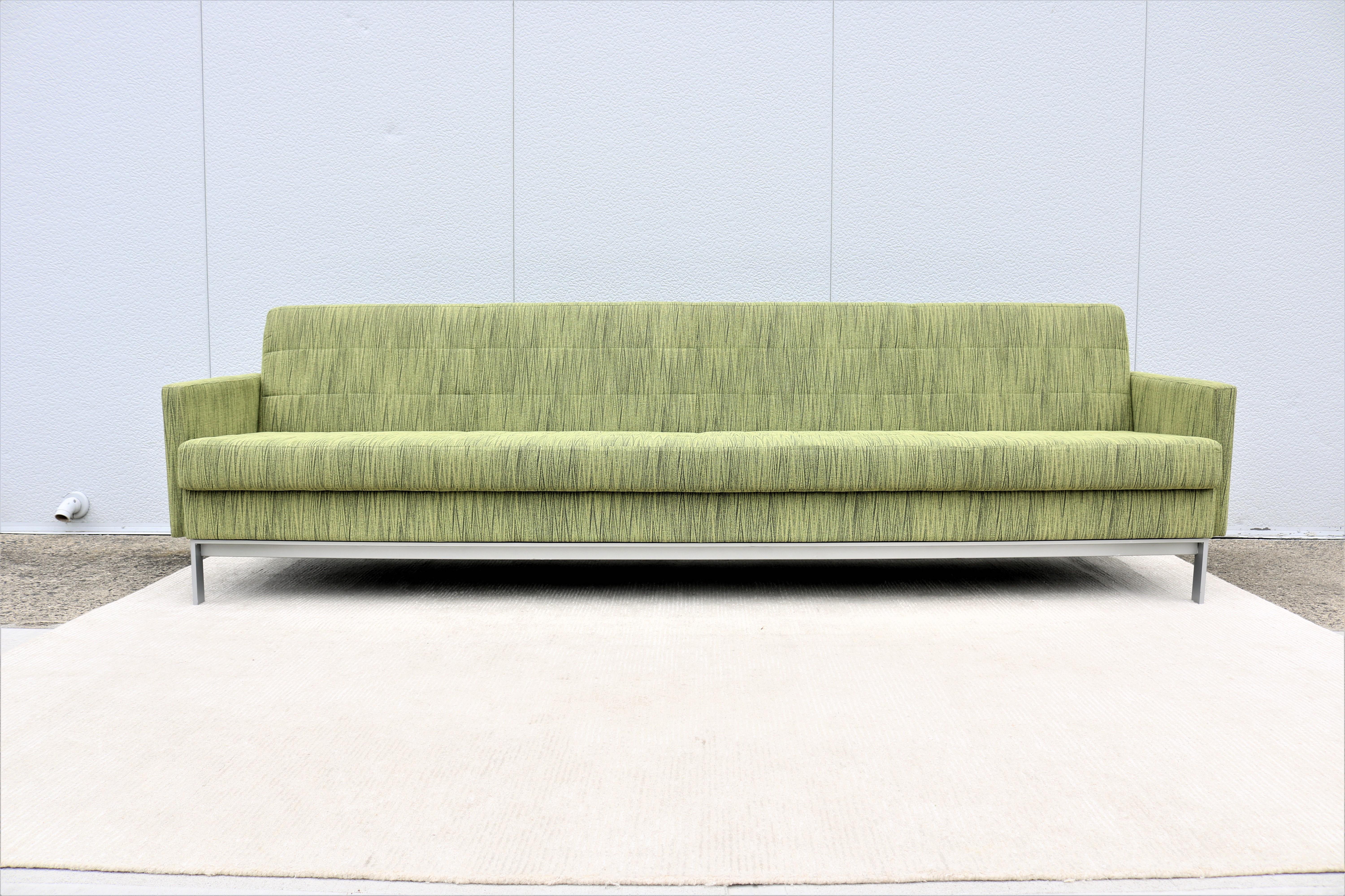 Mid-Century Modern Style Coalesse Millbrae Contract Green 4 Seat Sofa Lounge 2