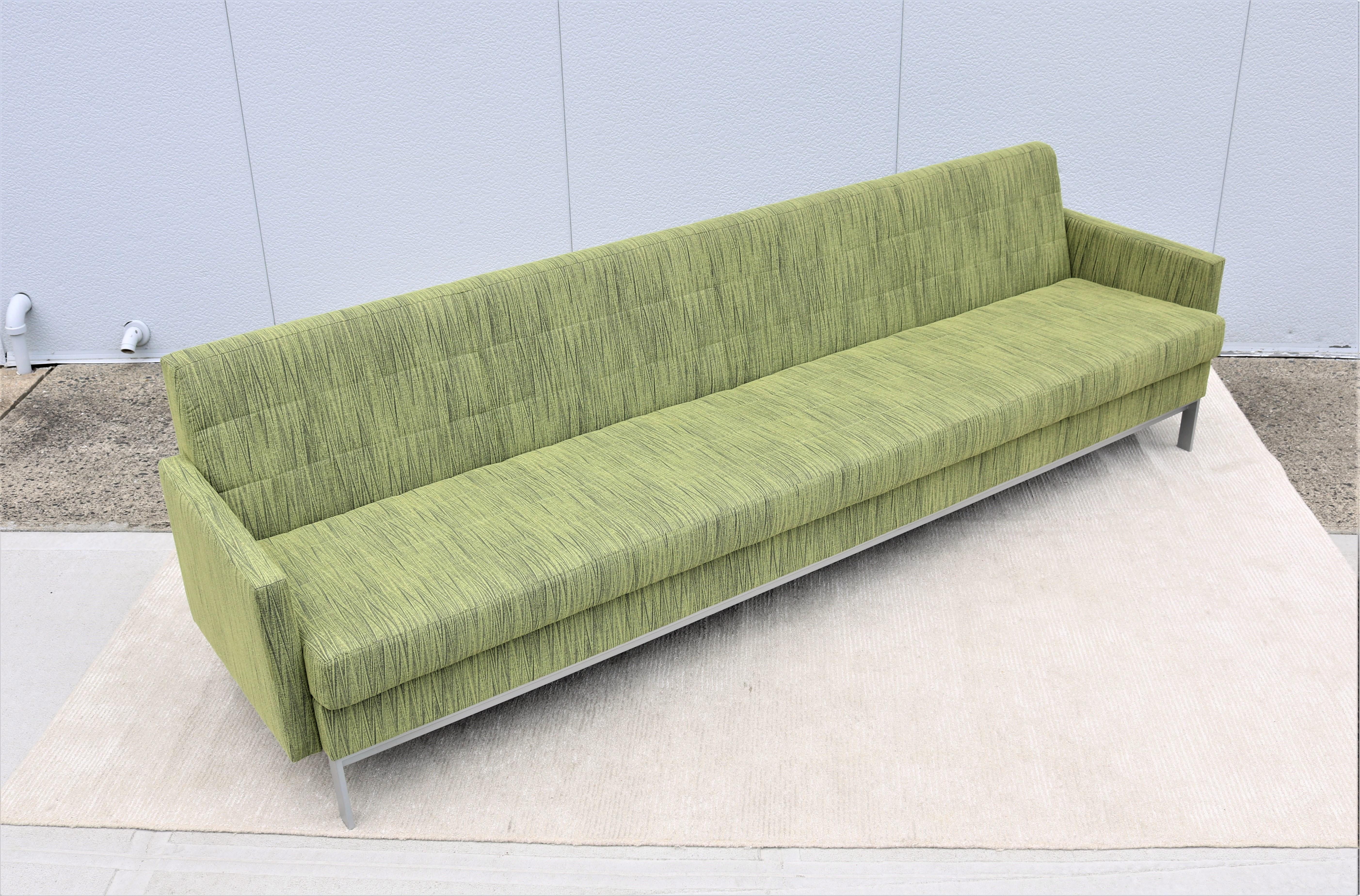 Needlework Mid-Century Modern Style Coalesse Millbrae Contract Green 4 Seat Sofa Lounge