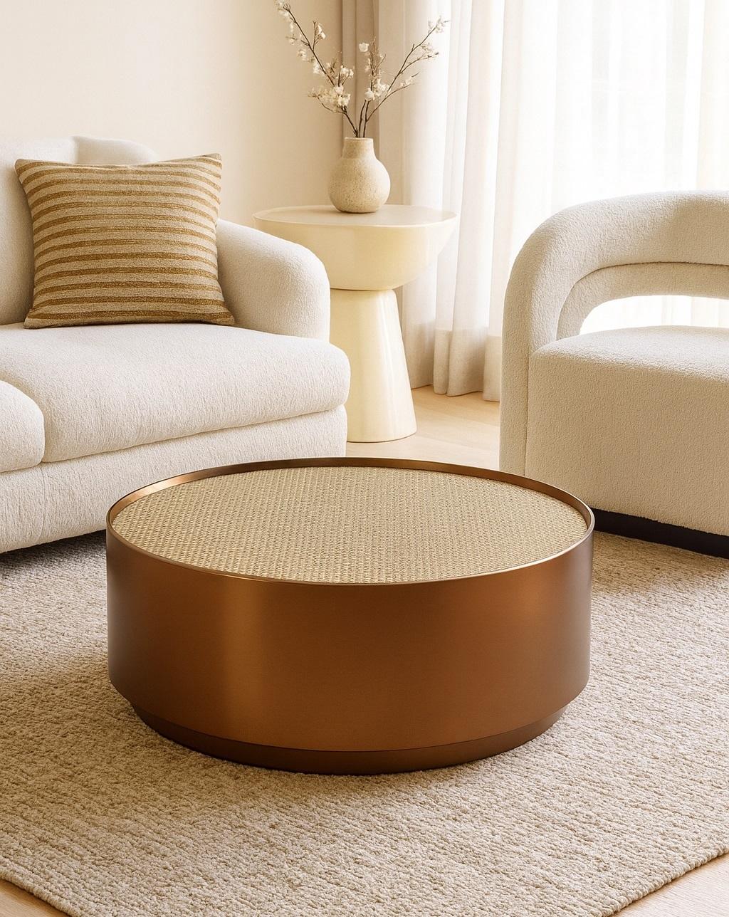 Fait main Table basse de style moderne du milieu du siècle - Macassar en ébène avec plateau en rotin scellé en verre en vente