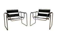 Mid-Century Modern Style Contemporary Pair of Black Wassily Style Chairs