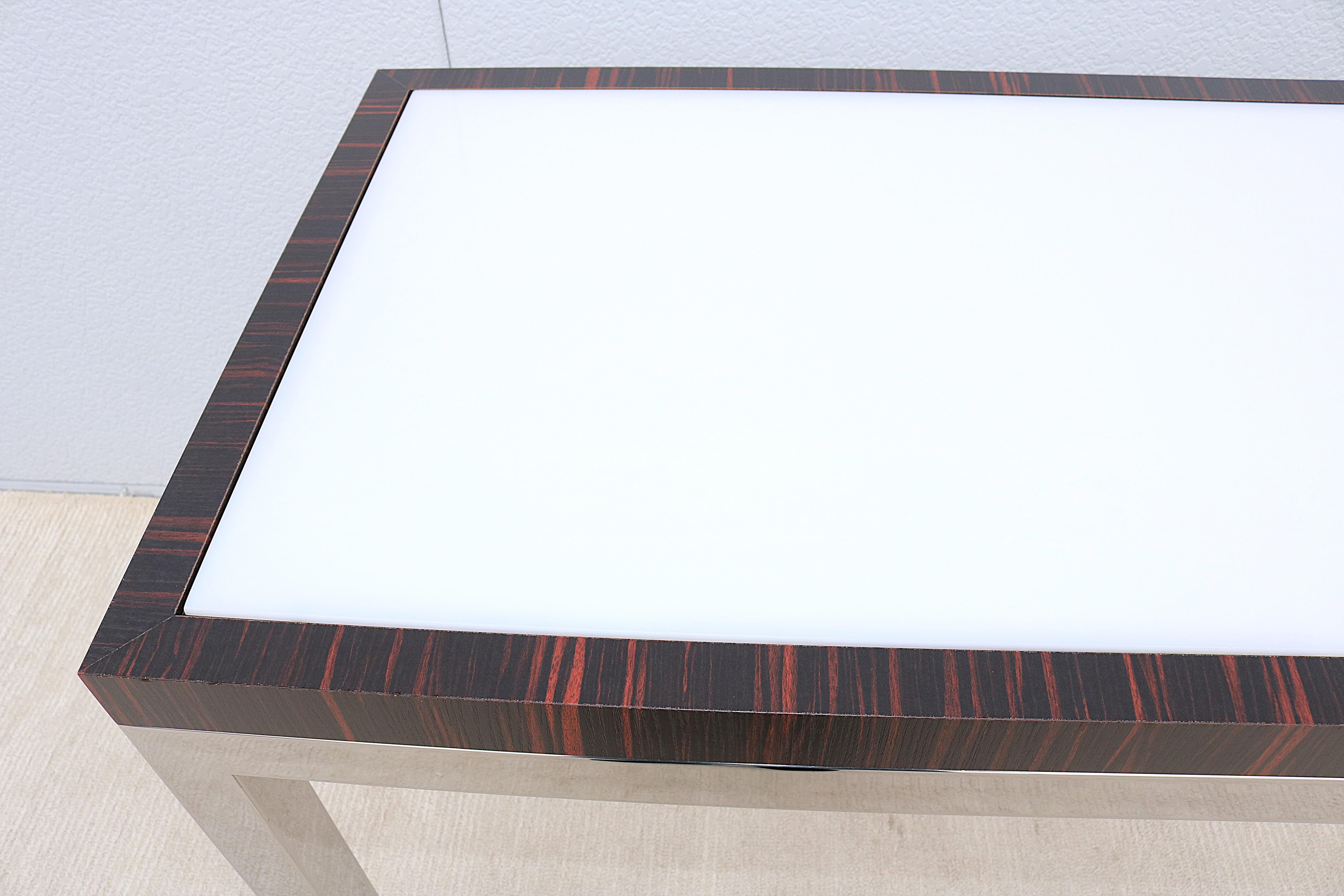 Mesa consola a media altura de estilo moderno de mediados de siglo atribuida a Leon Rosen en venta 9