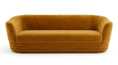 Geschwungenes Samt-Sofa im Stil der Jahrhundertmitte mit geripptem Untergestell, um 1970