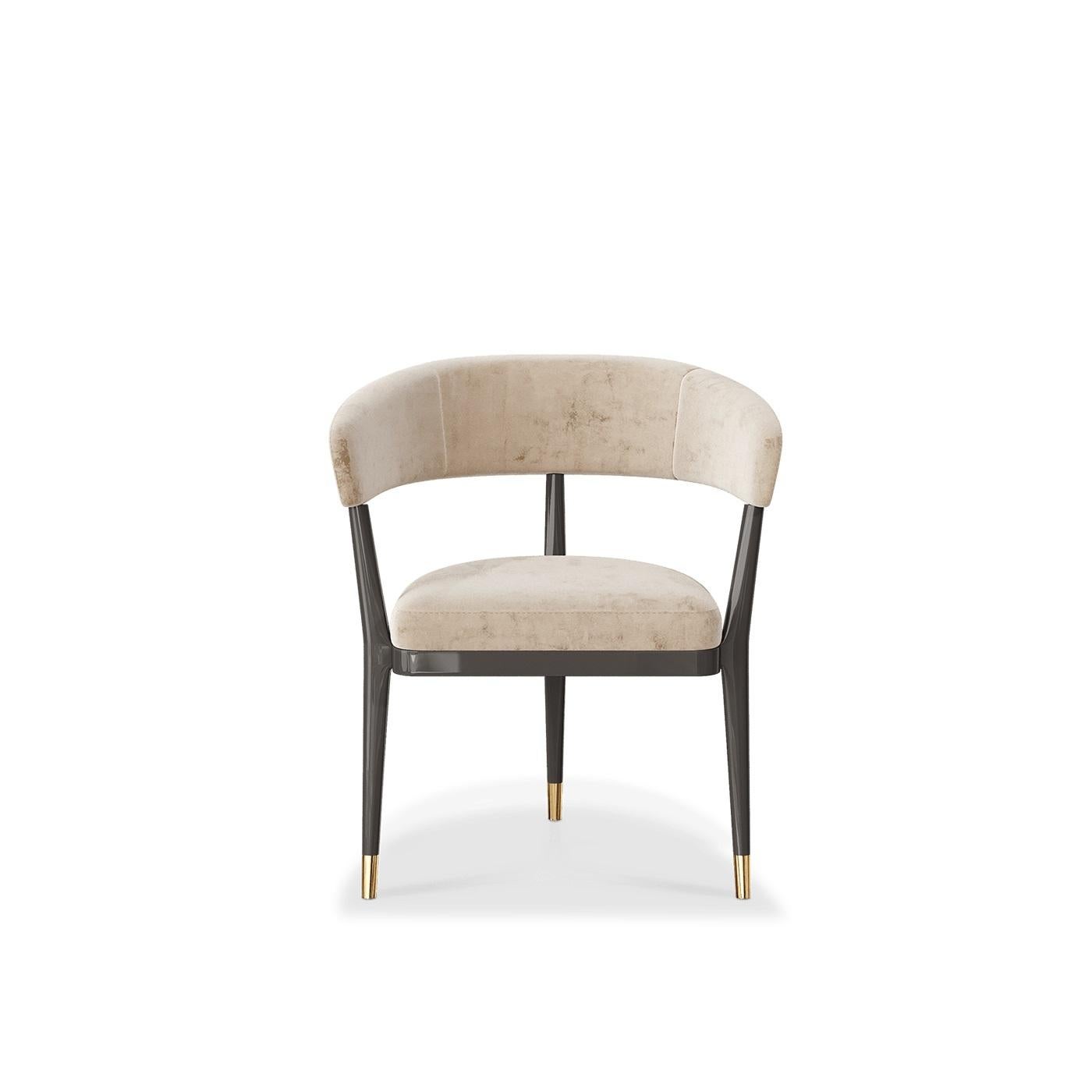 Moderno Sedie da pranzo in stile moderno di metà secolo con finiture personalizzate in velluto e laccate in vendita