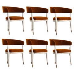 Sedie da pranzo in stile moderno di metà secolo con finiture personalizzate in velluto e laccate