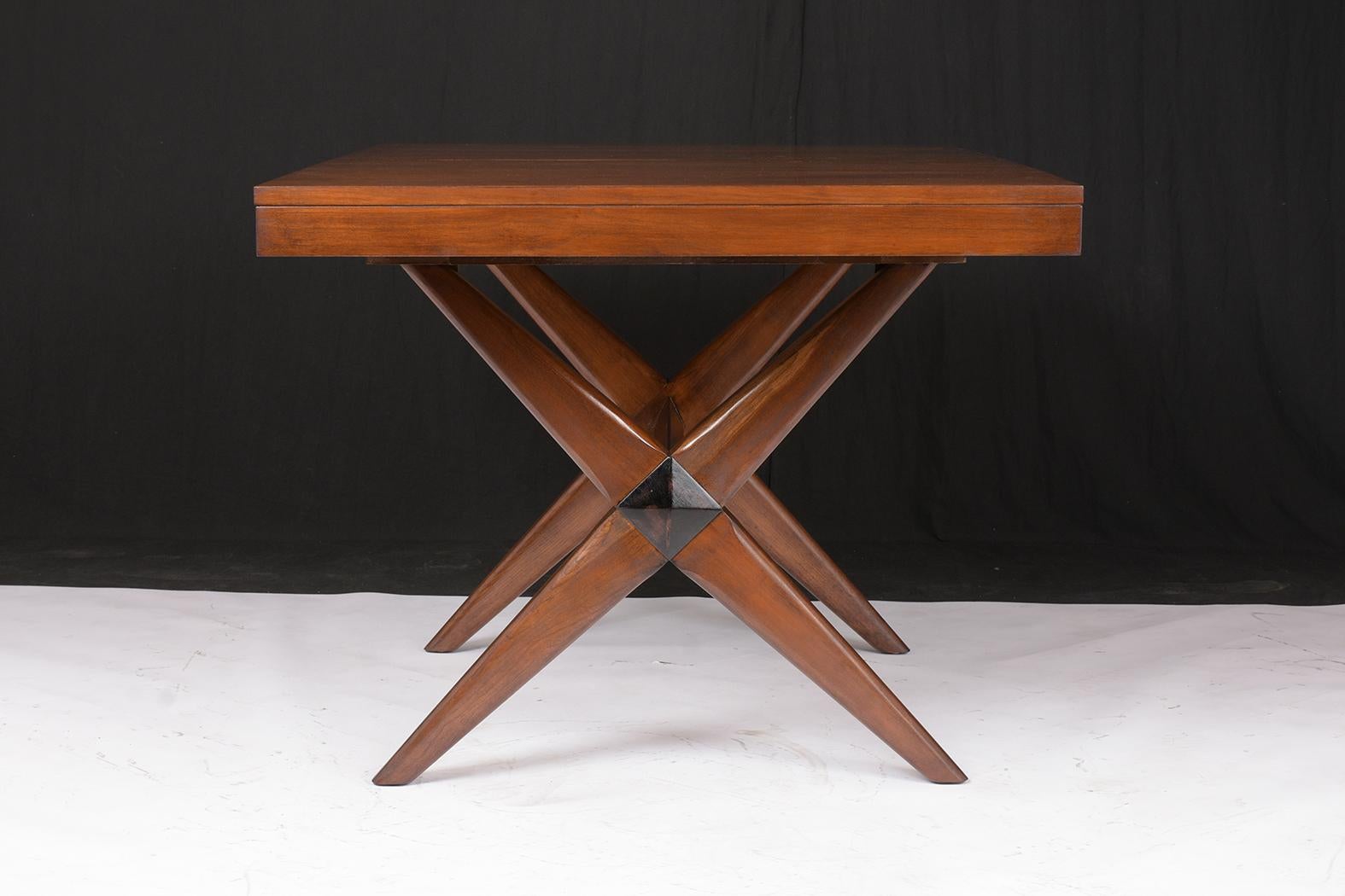 Mid-Century Modern Lacquered Walnut Dining Table 1