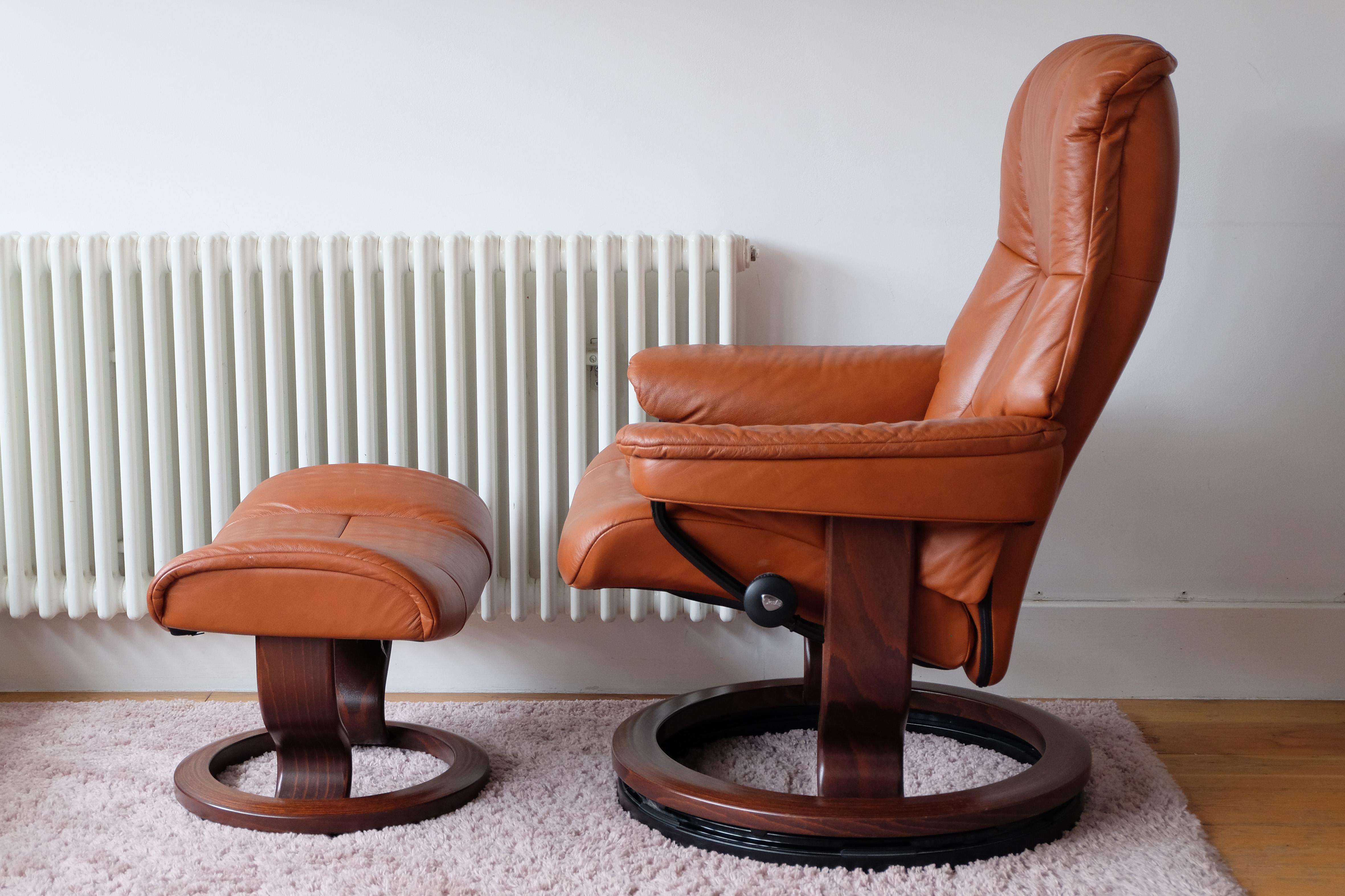 Contemporary Mid-Century Modern Style Ekornes Stressless Tan Leather Recliner with Footstool