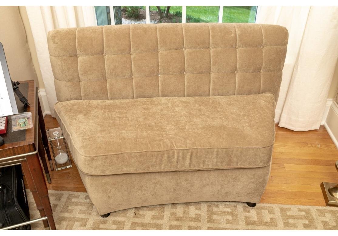 Mid Century Modern Style Four Piece Sectional Sofa for Restoration For Sale 7