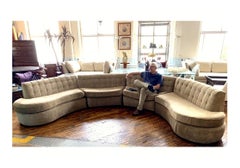 Canapé sectionnel quatre pièces de style moderne du milieu du siècle dernier pour la restauration